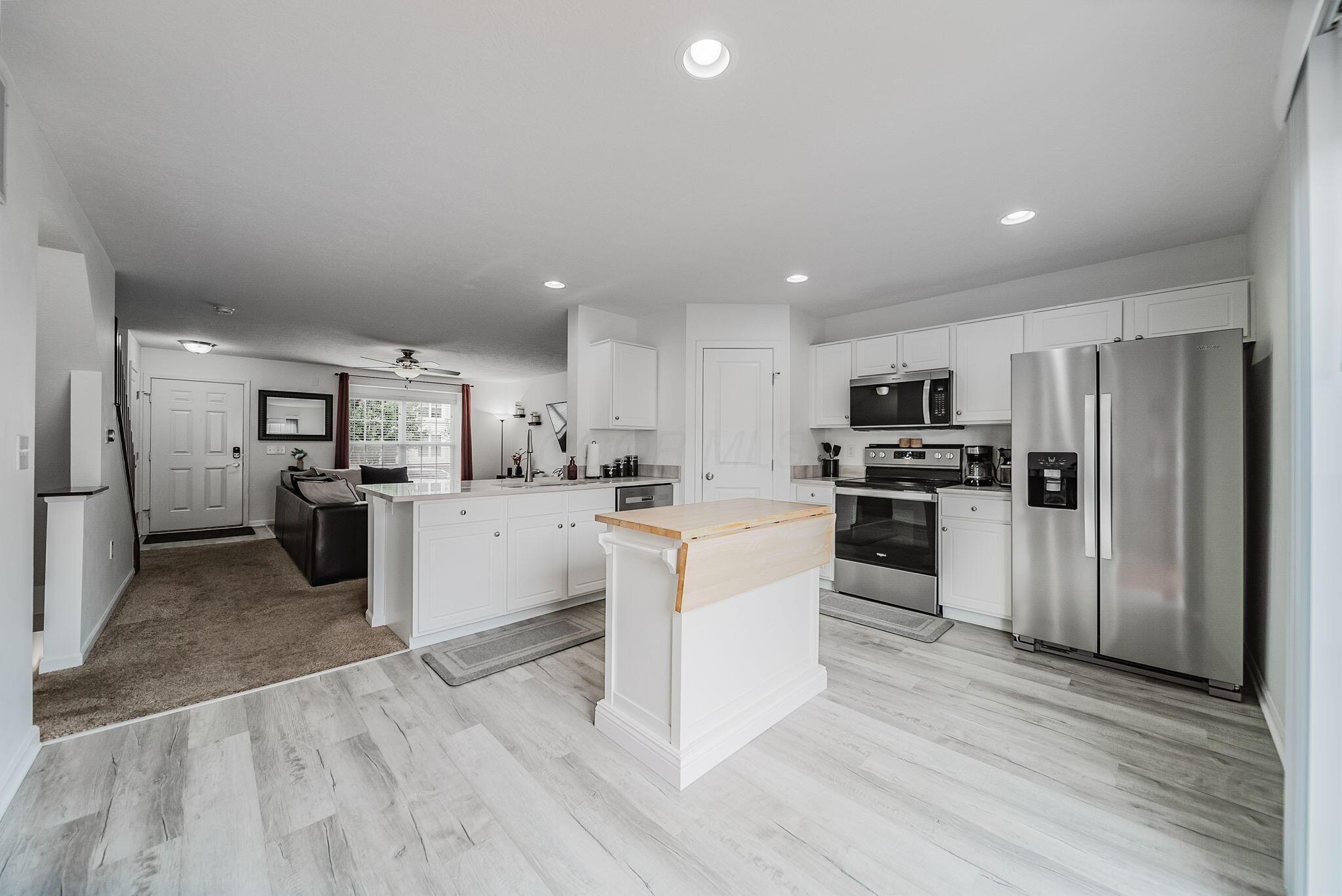 6186 Needletail Road, 66