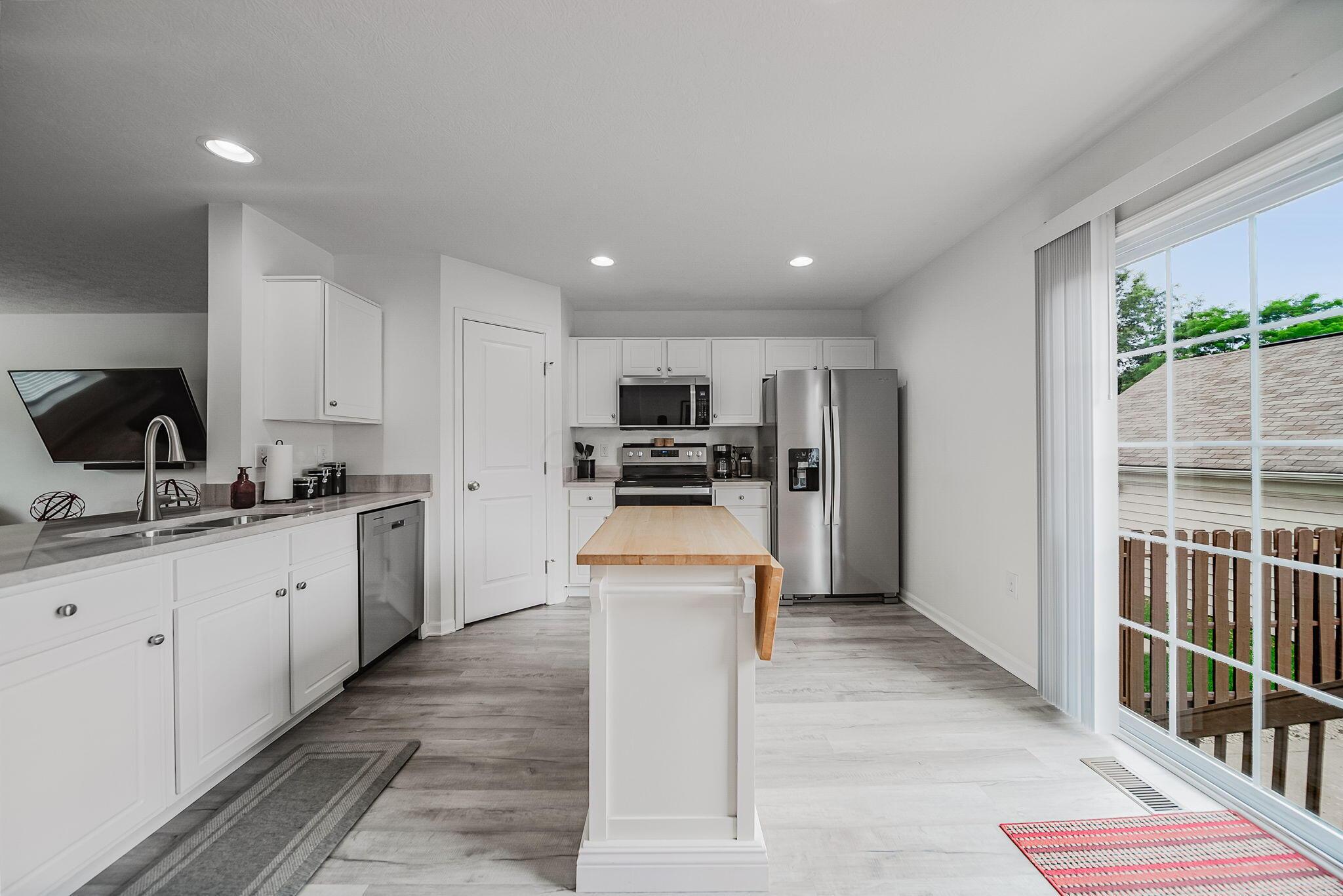 6186 Needletail Road, 66