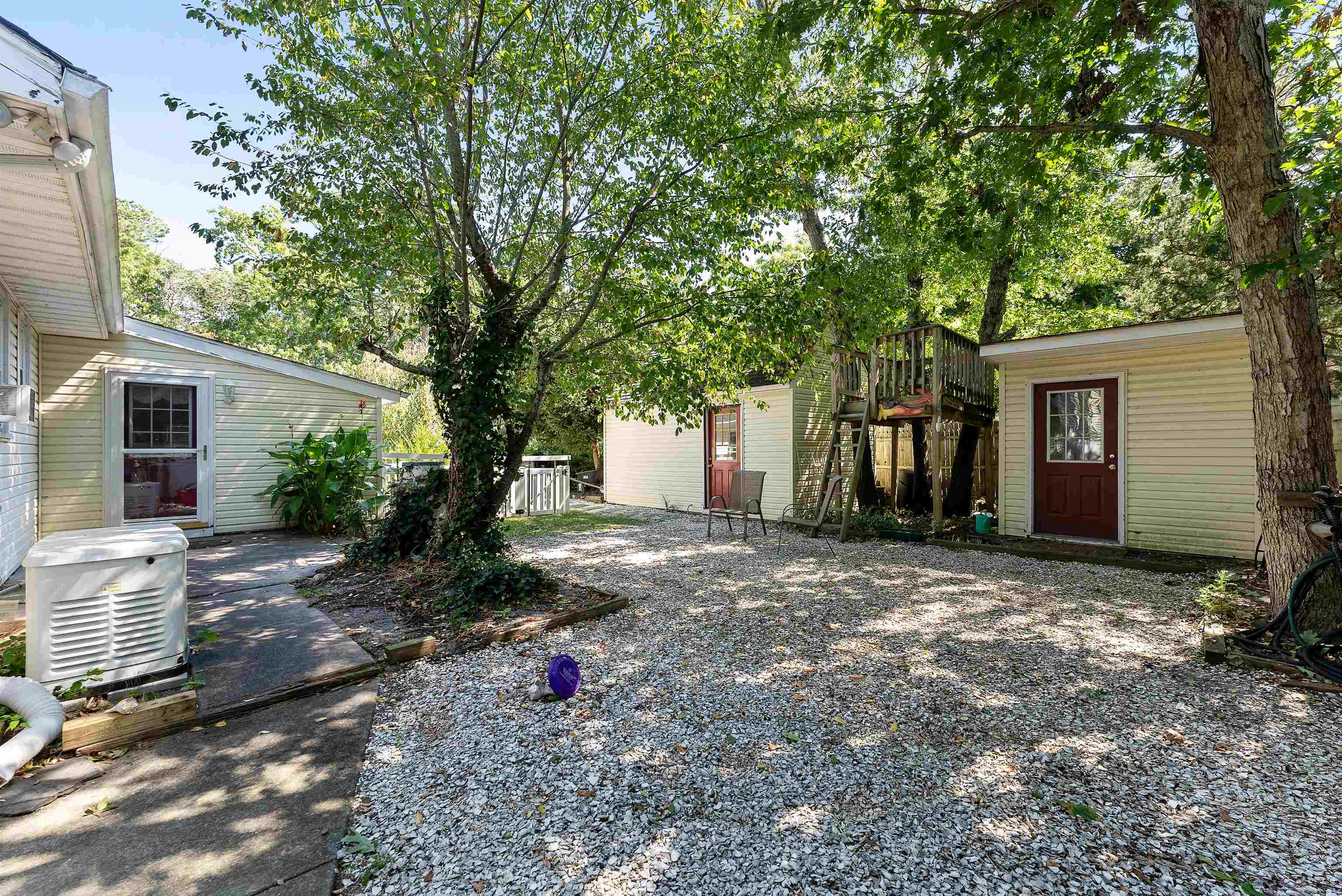 301 Oceanwoods Avenue