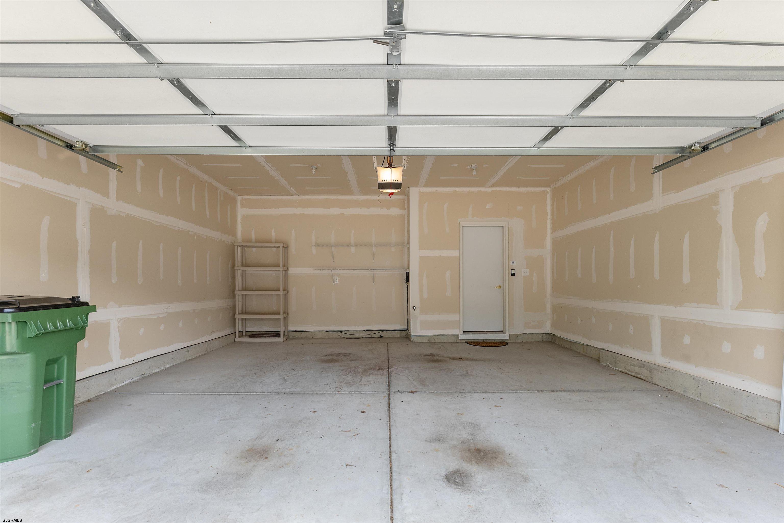 216 Lily Road