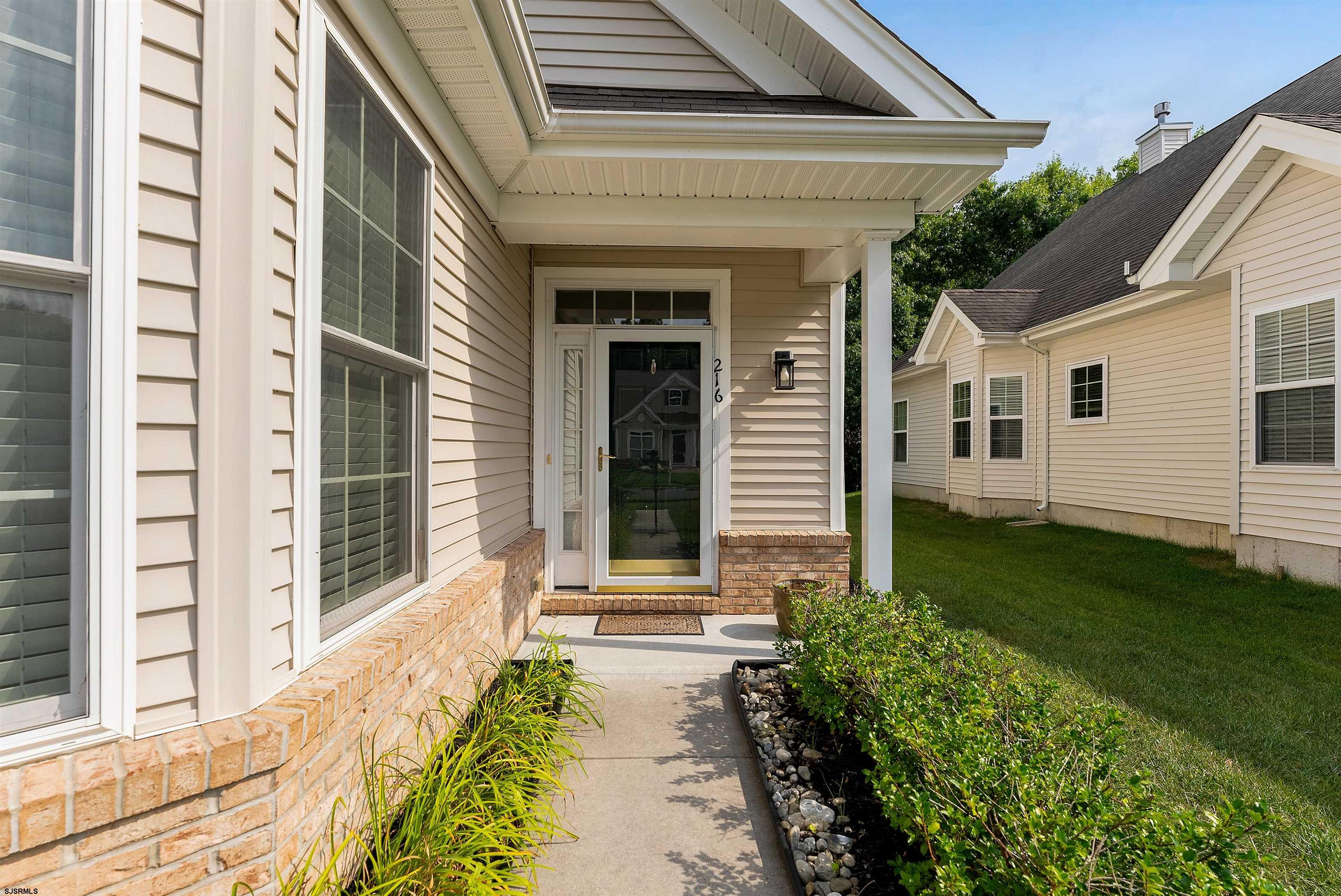 216 Lily Road