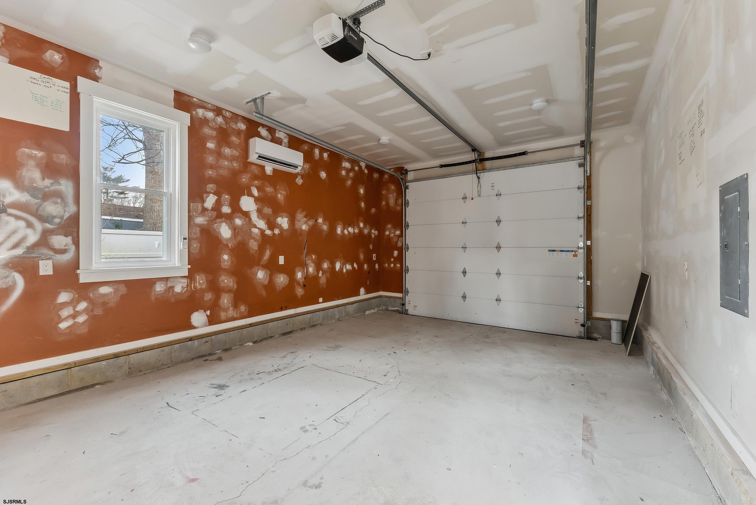 3 Edgewood Dr
