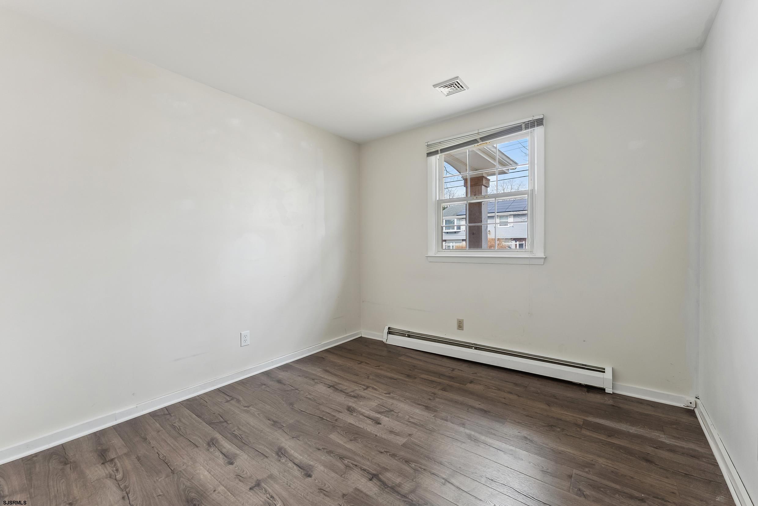 3 Edgewood Dr