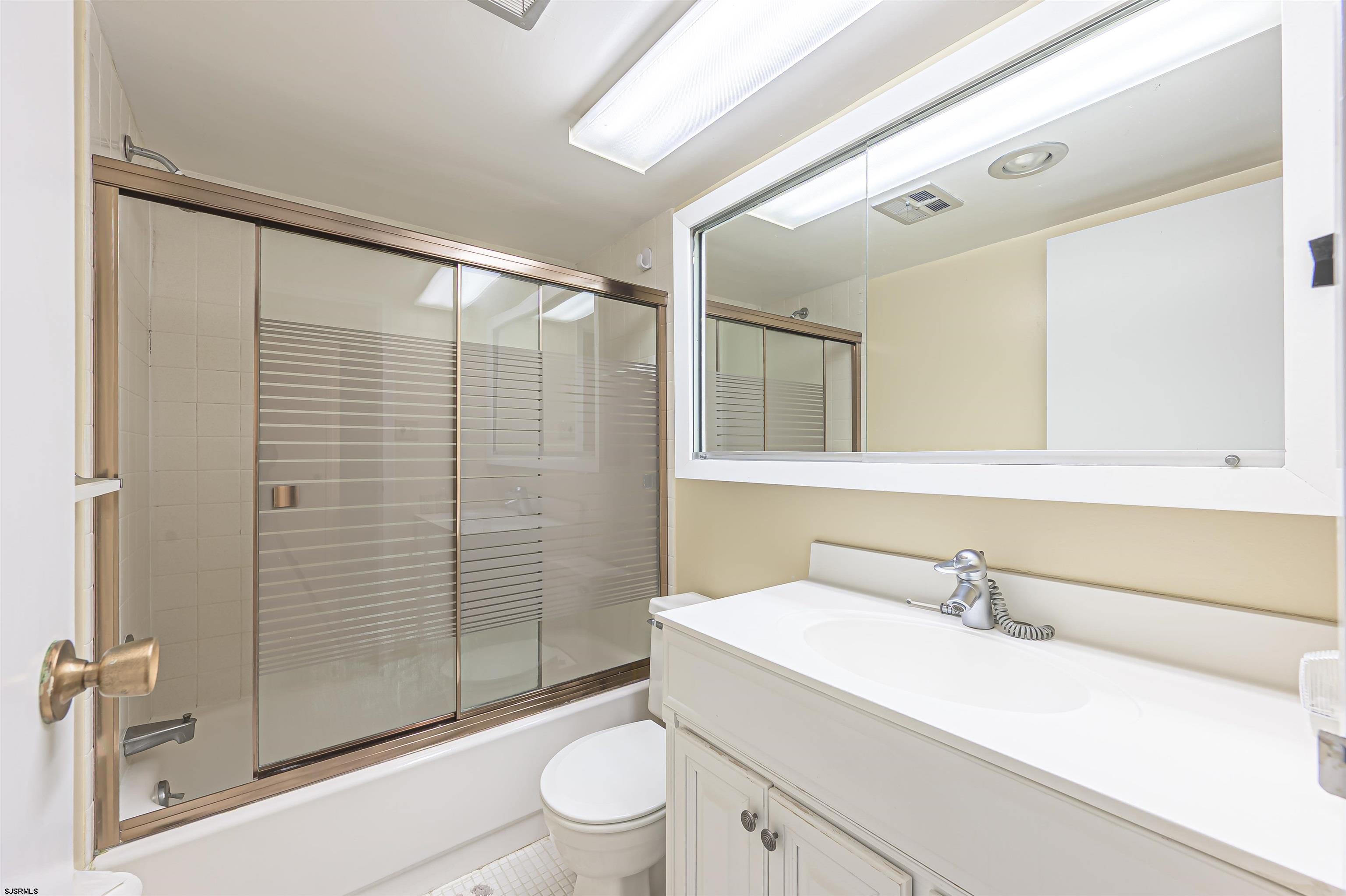 9600 Atlantic Ave Ave Unit: 1711