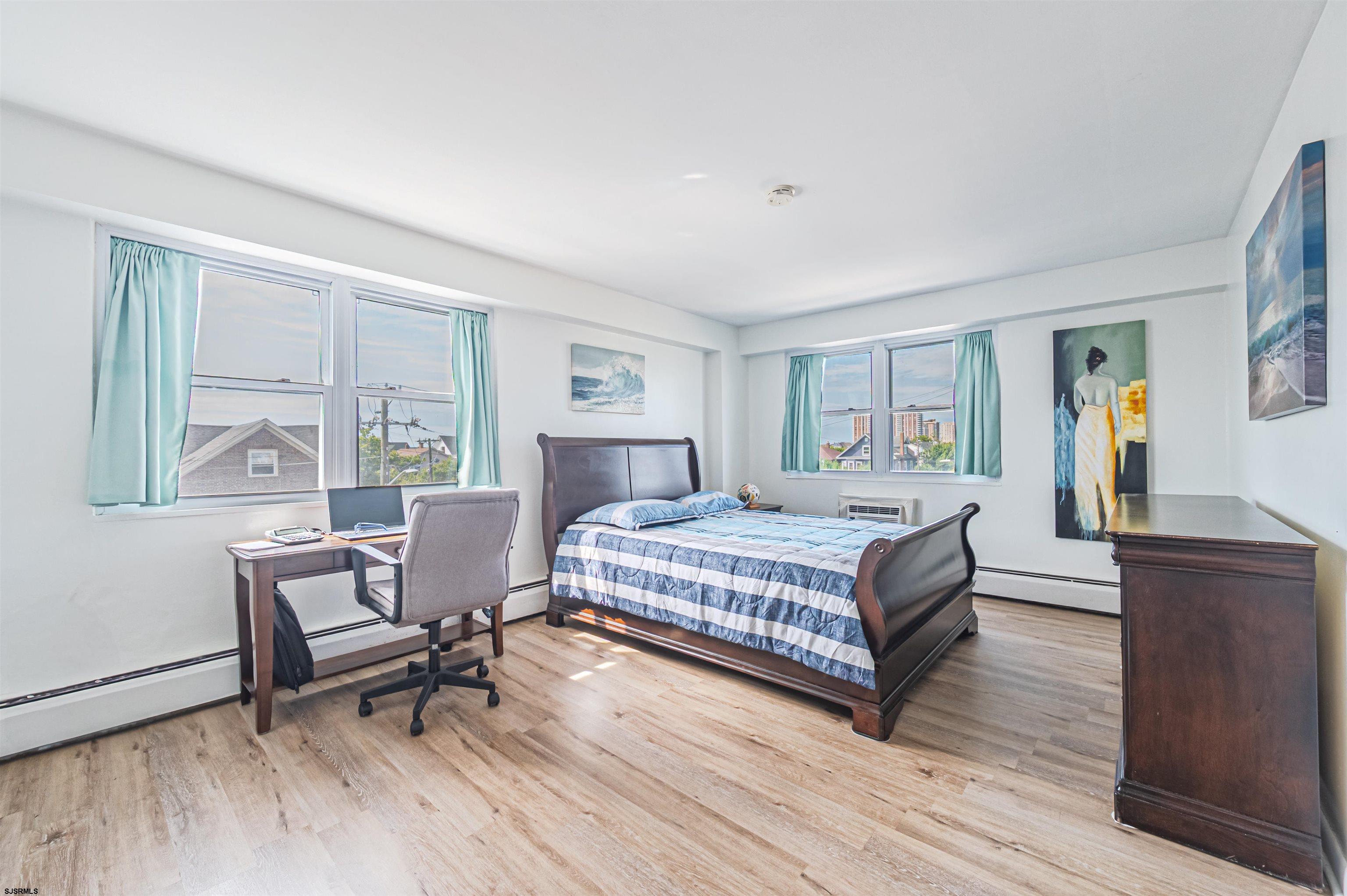 3817 Ventnor Ave Unit: 304