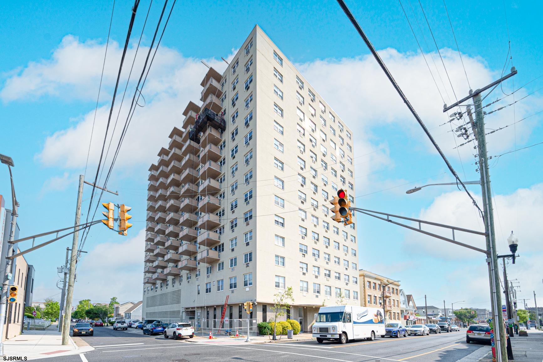 3817 Ventnor Ave Unit: 304