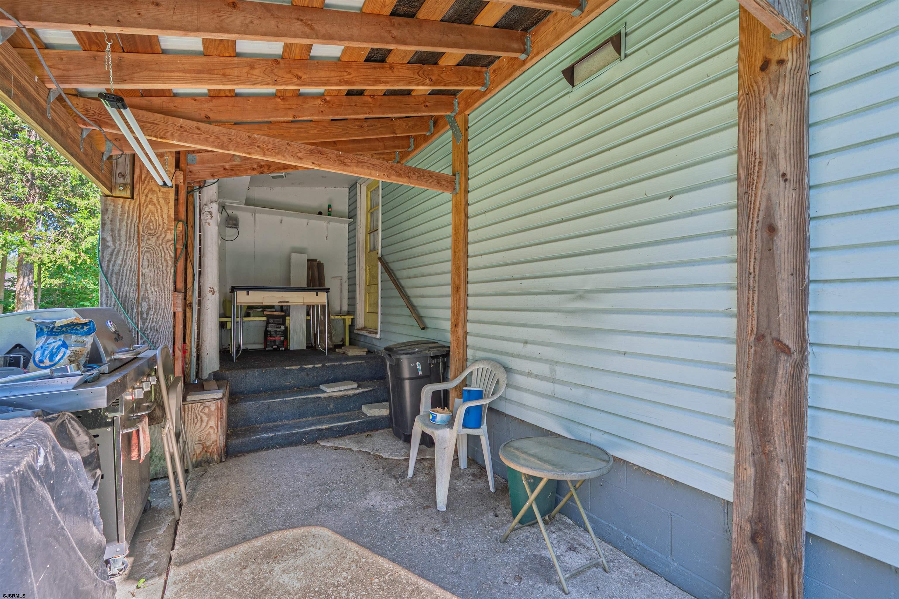 311 Woodruff Carmel Rd