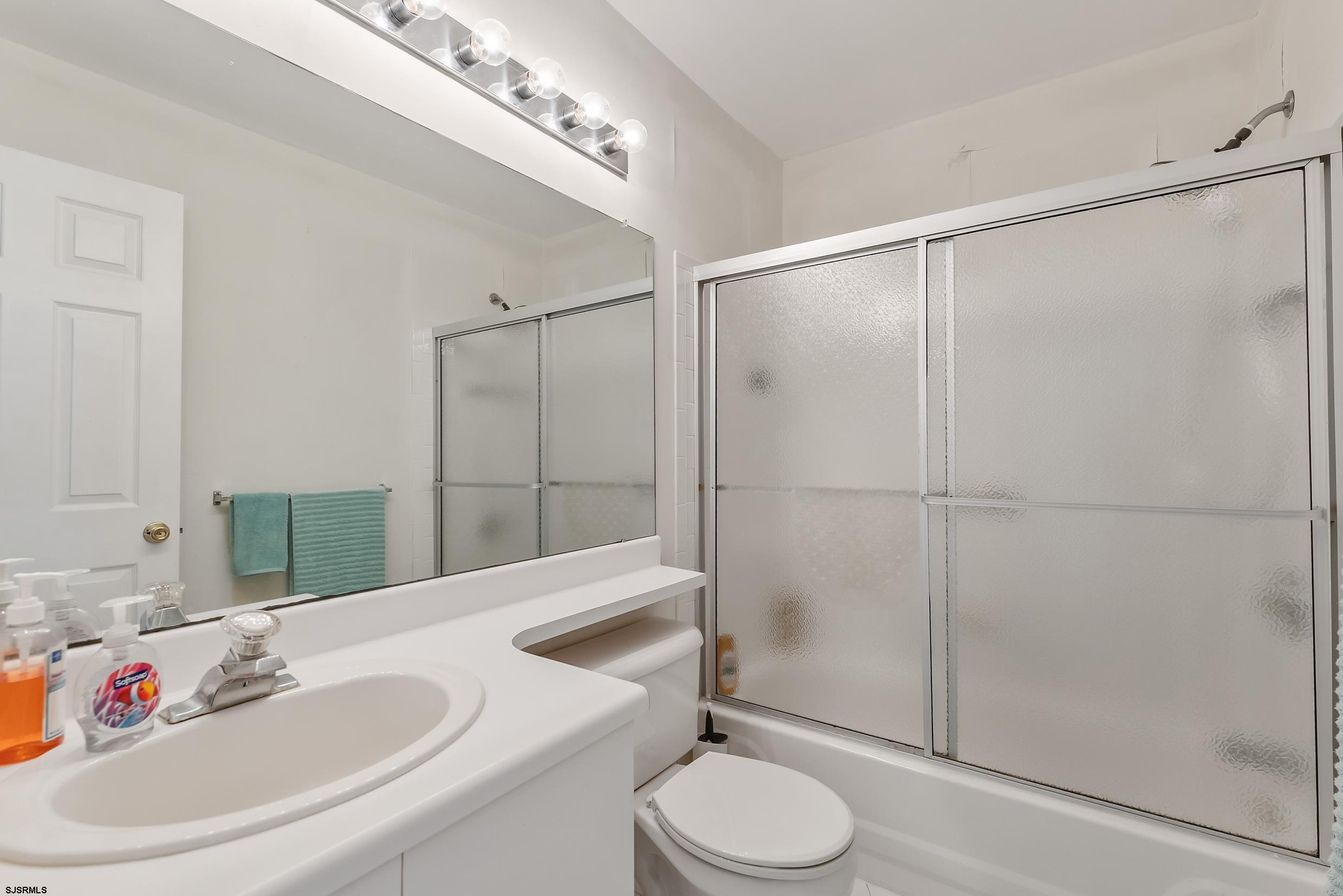 57 Anchorage Ct Unit: 705
