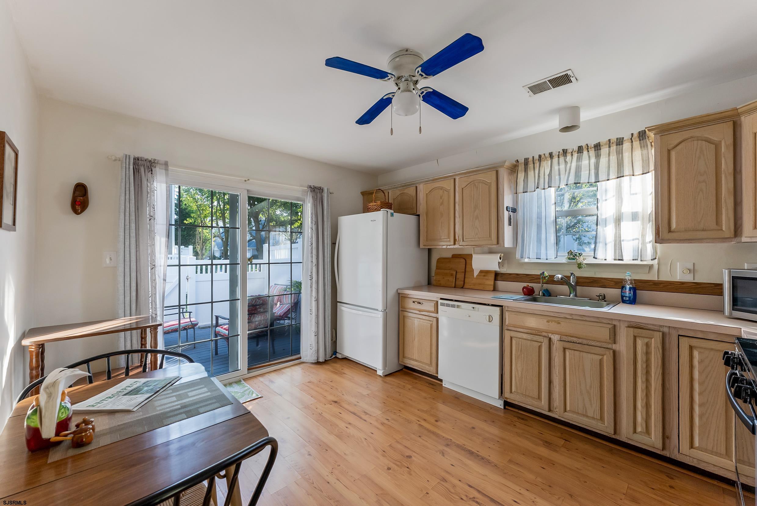 57 Anchorage Ct Unit: 705