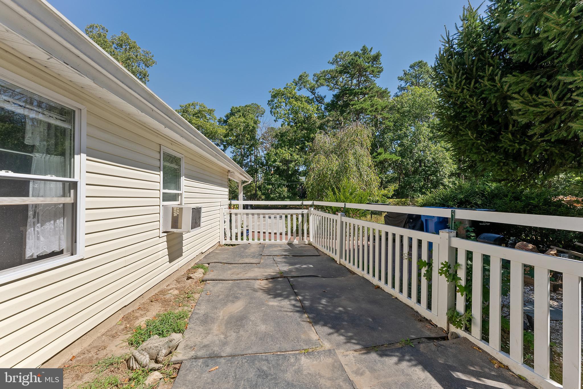 301 Oceanwoods Ave