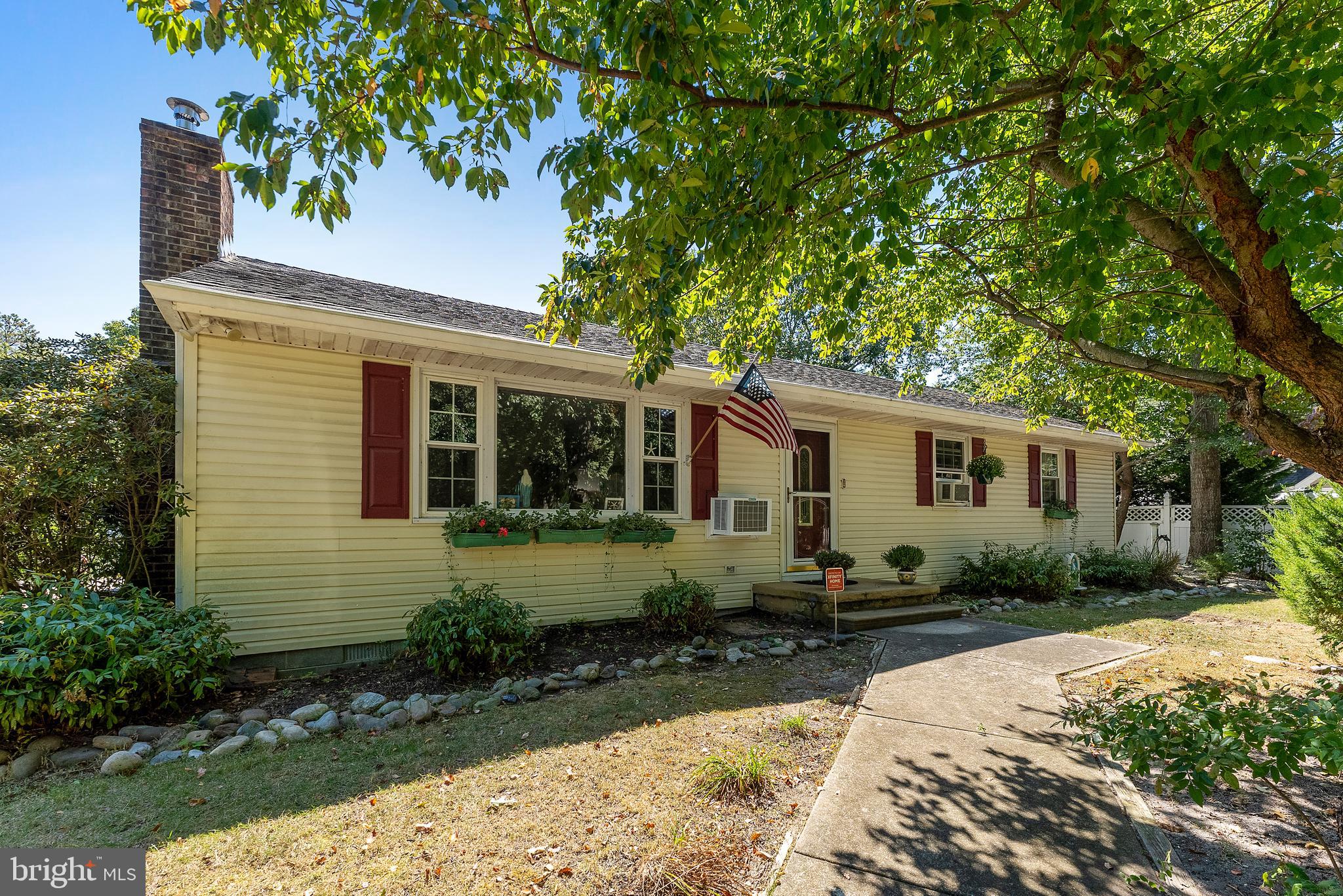 301 Oceanwoods Ave