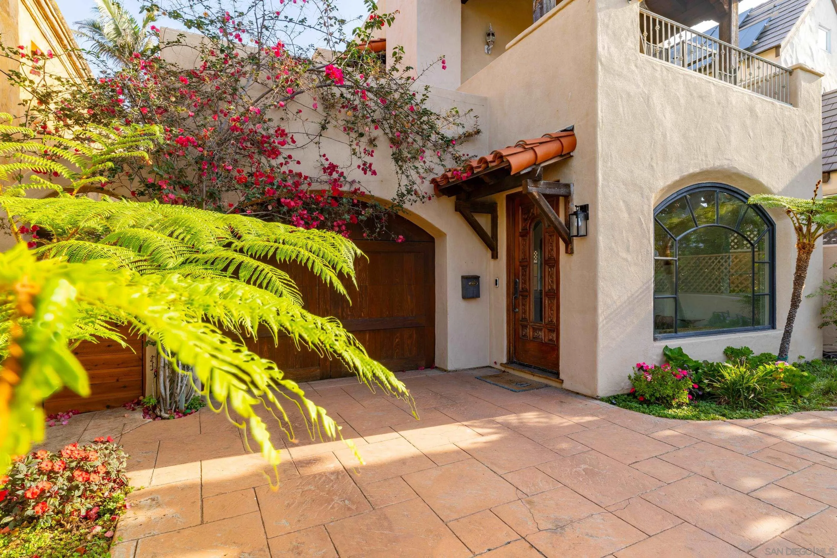 418 Marine St