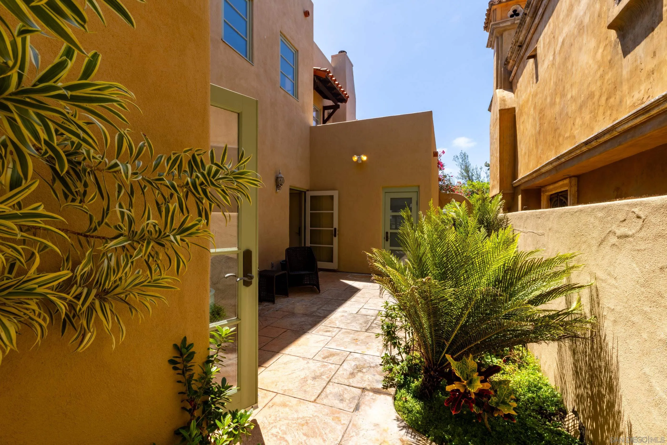 418 Marine St