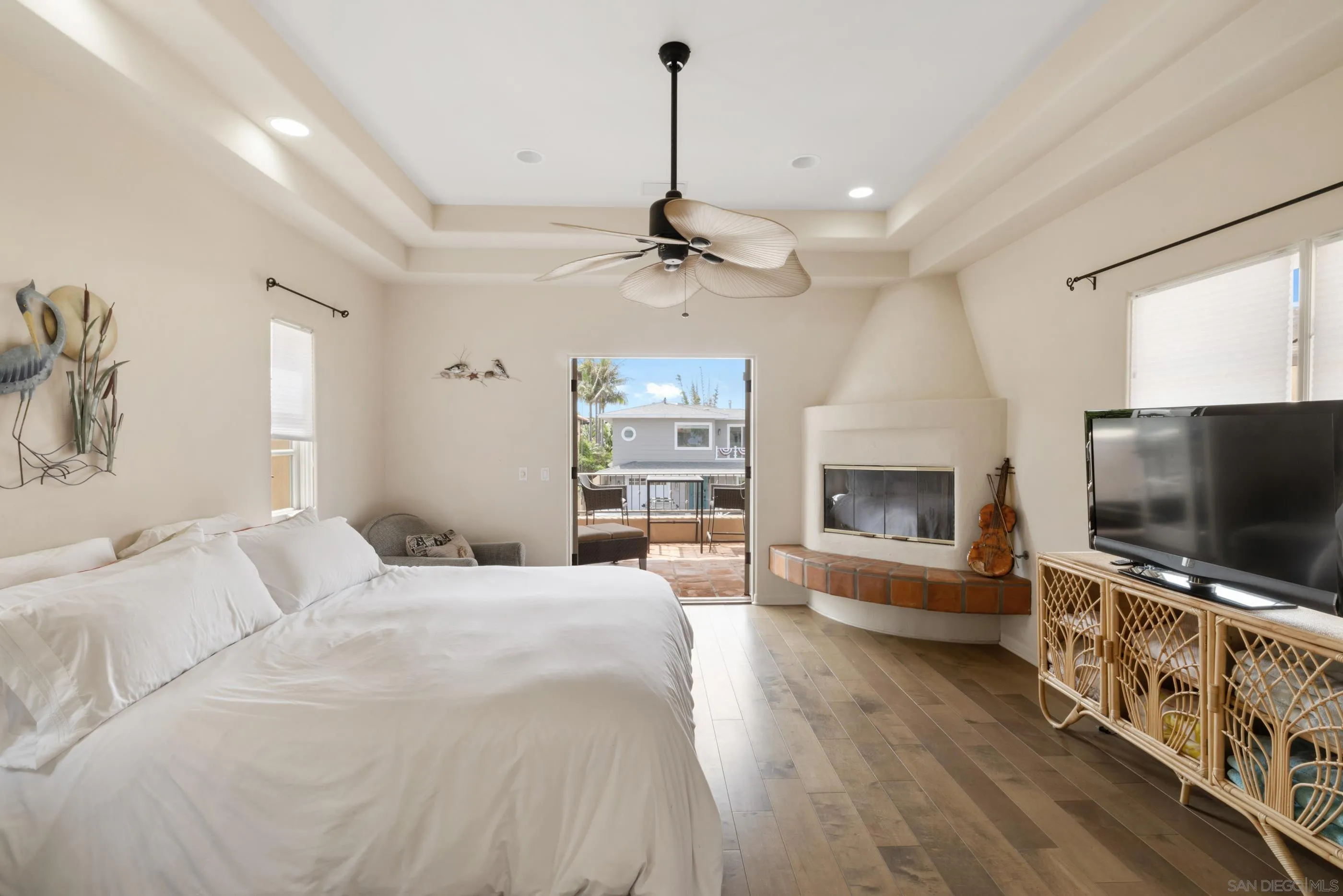 418 Marine St