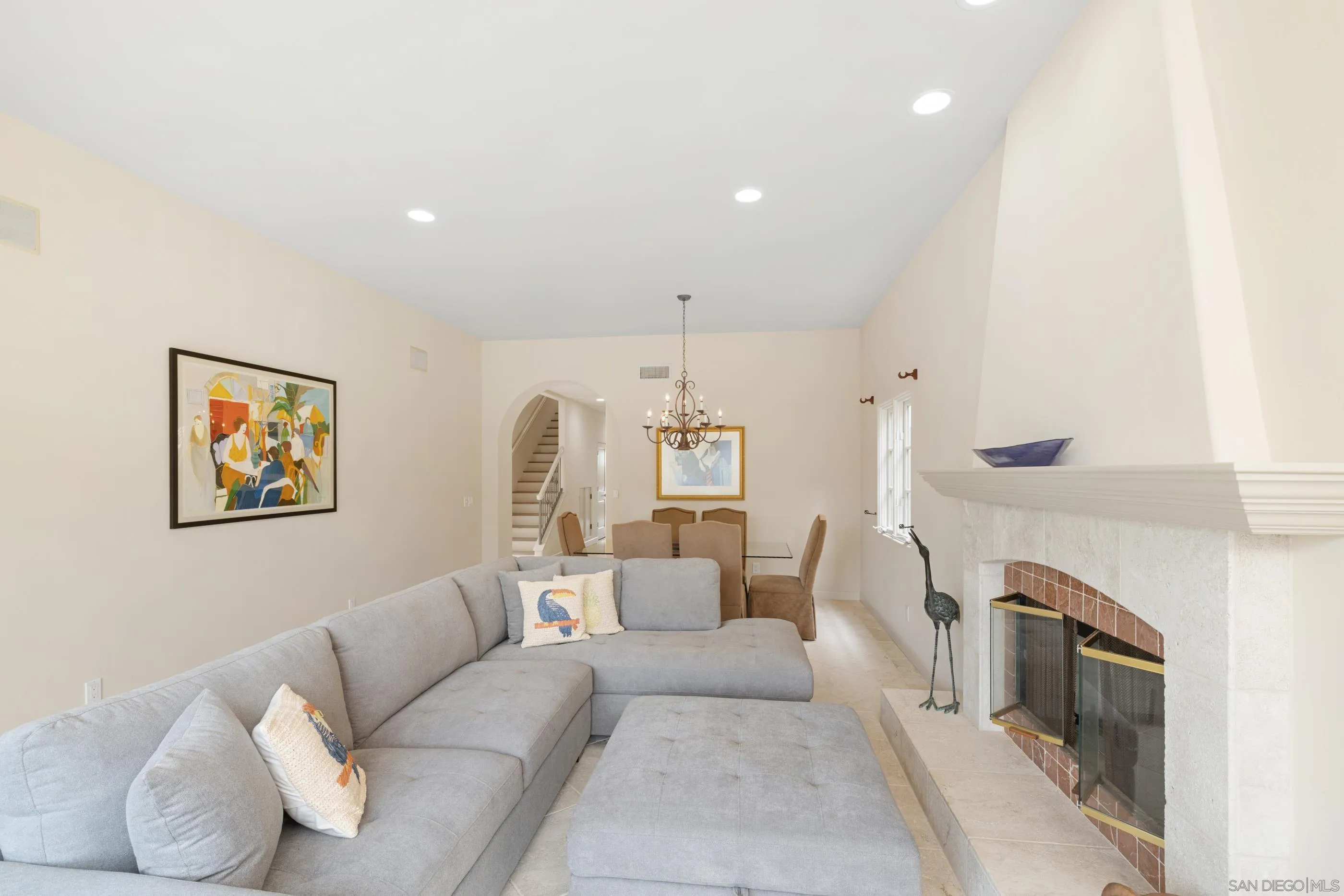 418 Marine St