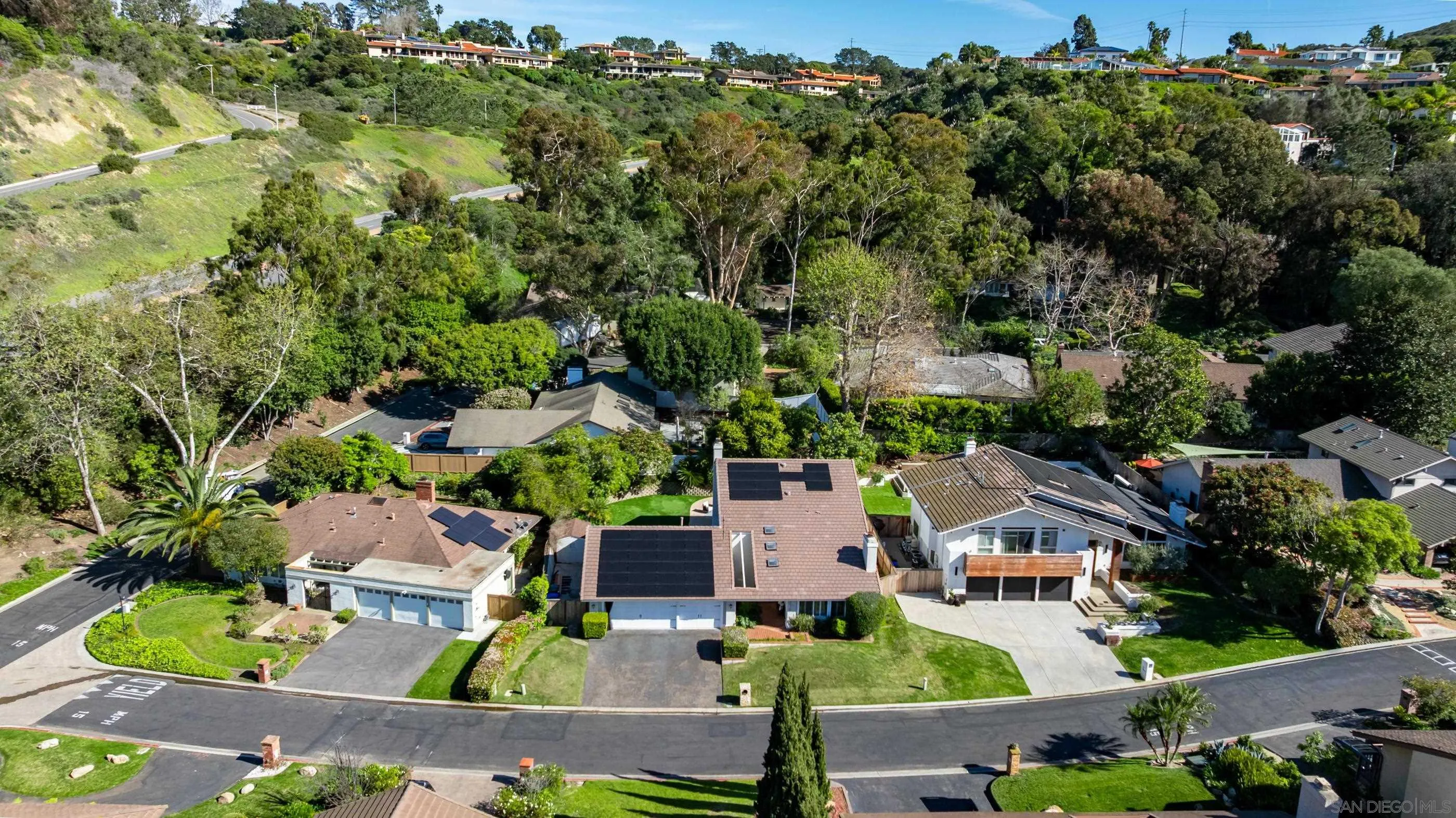 2518 Caminito La Paz