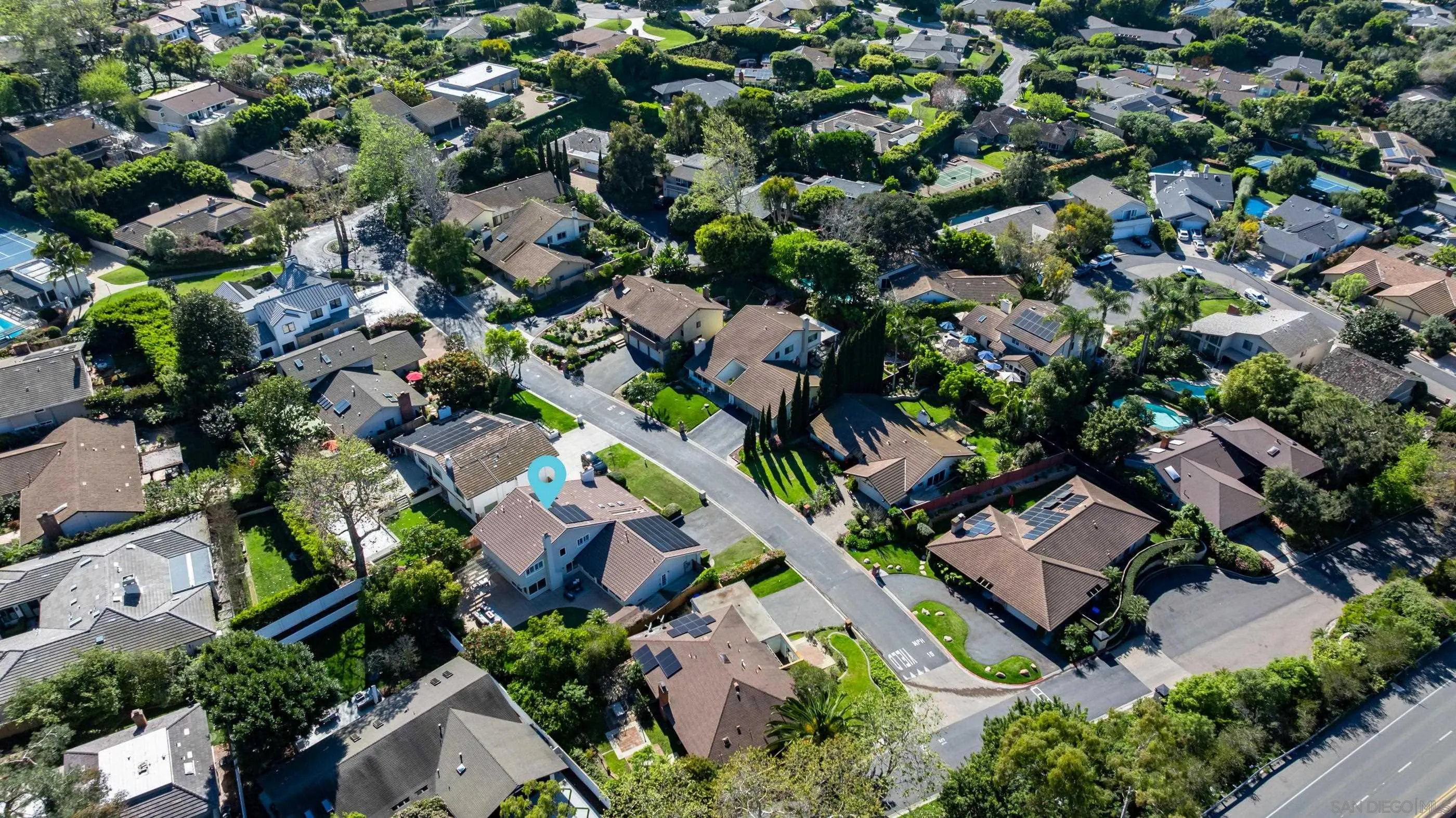 2518 Caminito La Paz