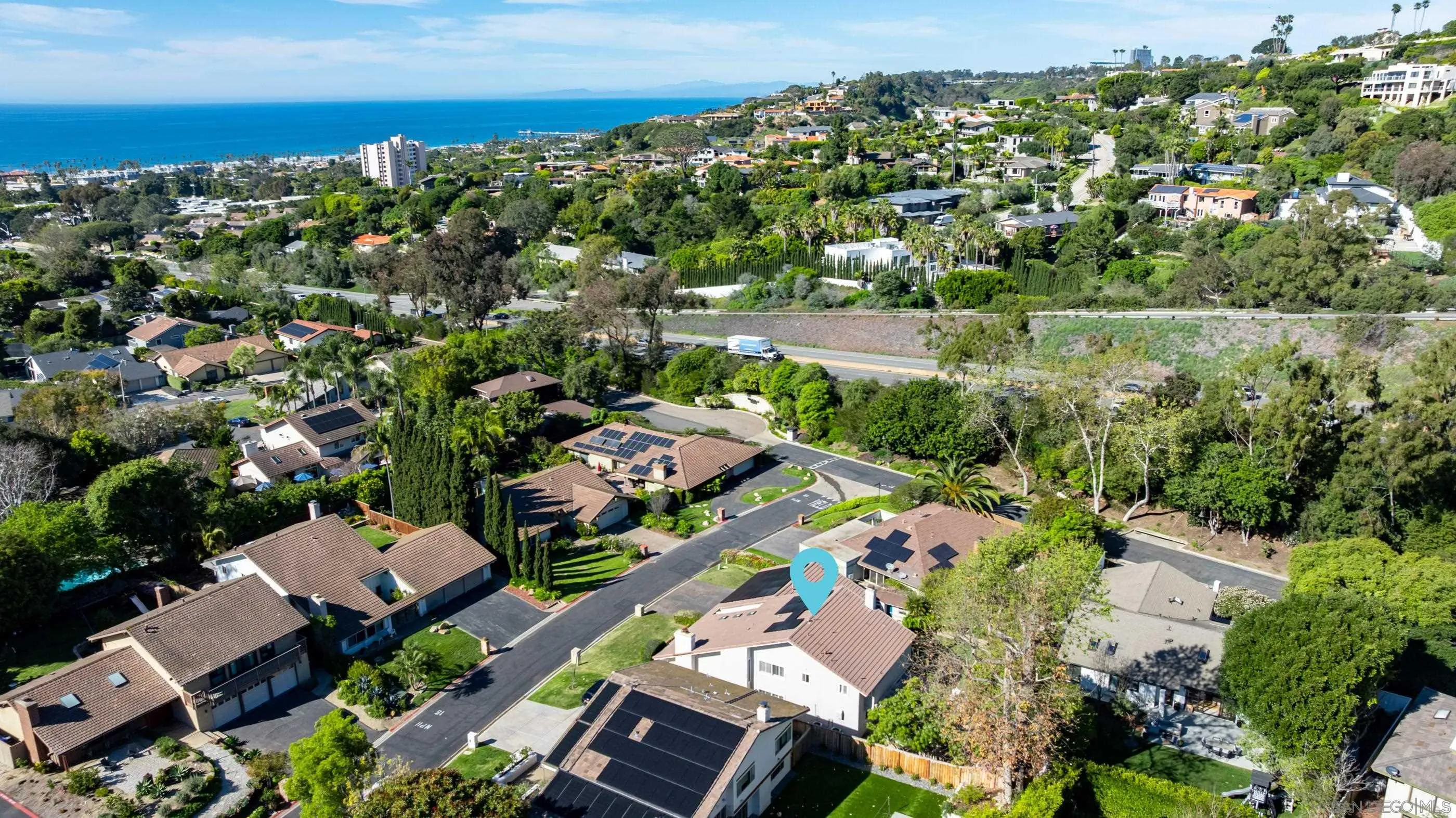 2518 Caminito La Paz