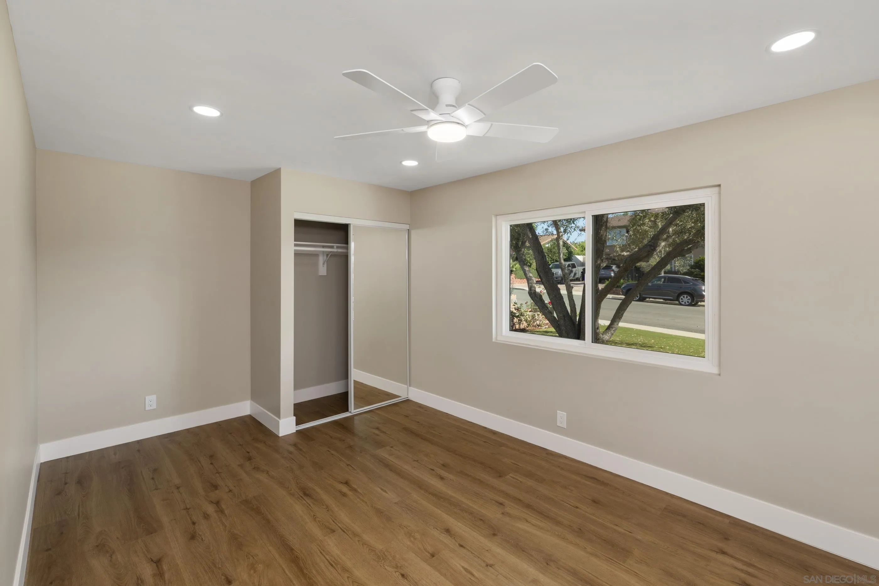 5764 Eldergardens St