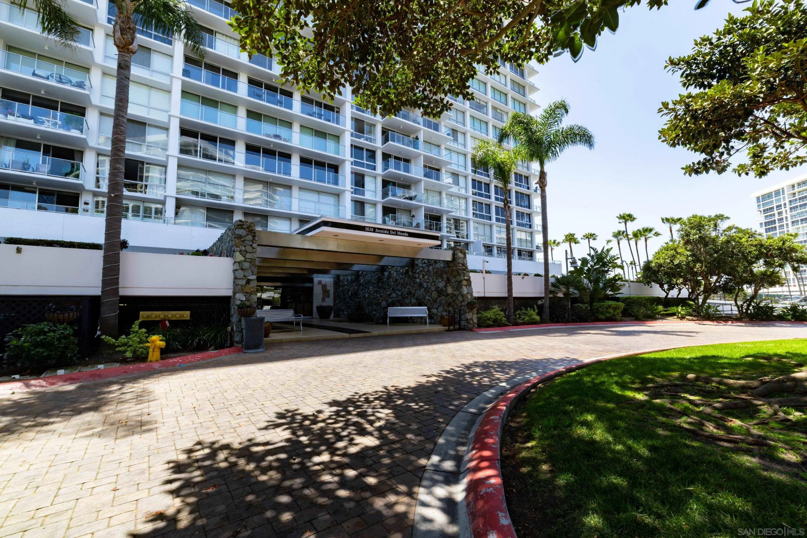 1830 Avenida Del Mundo Unit 909