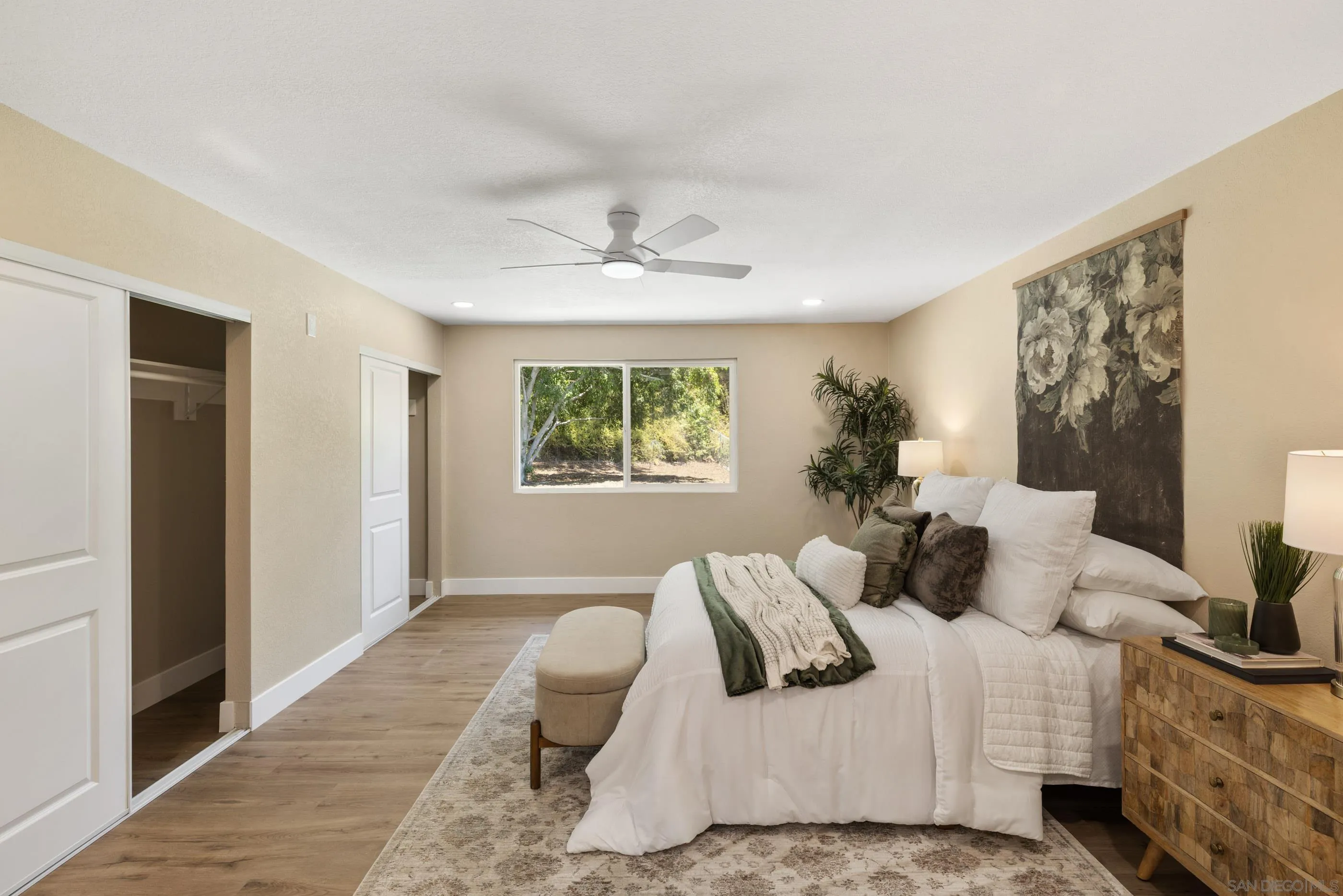 6728 Del Cerro Blvd