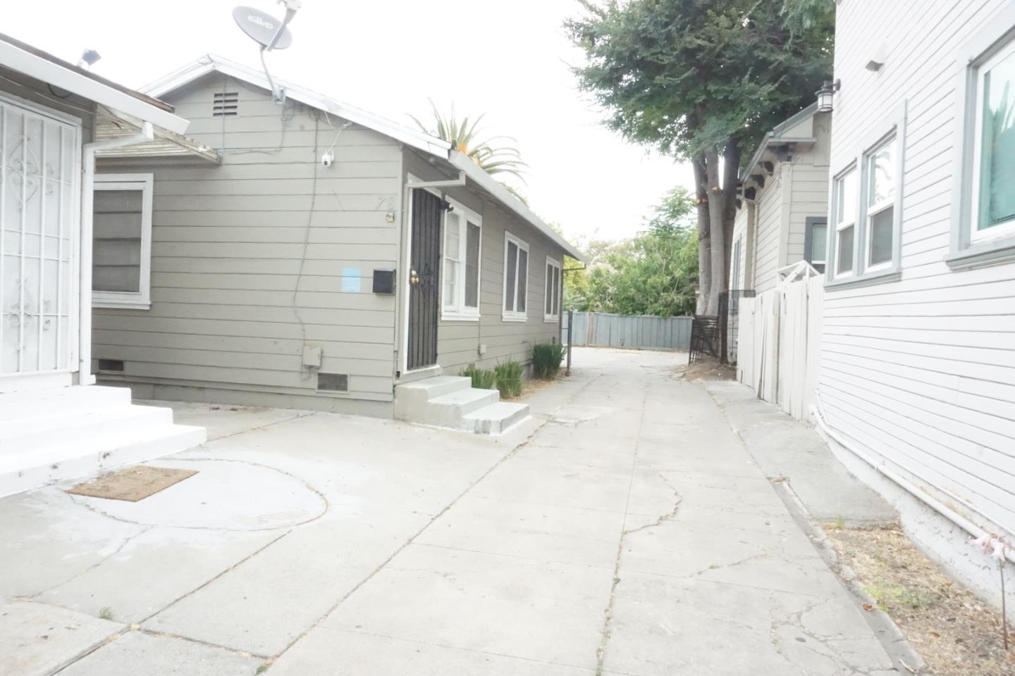 76 N 10th ST