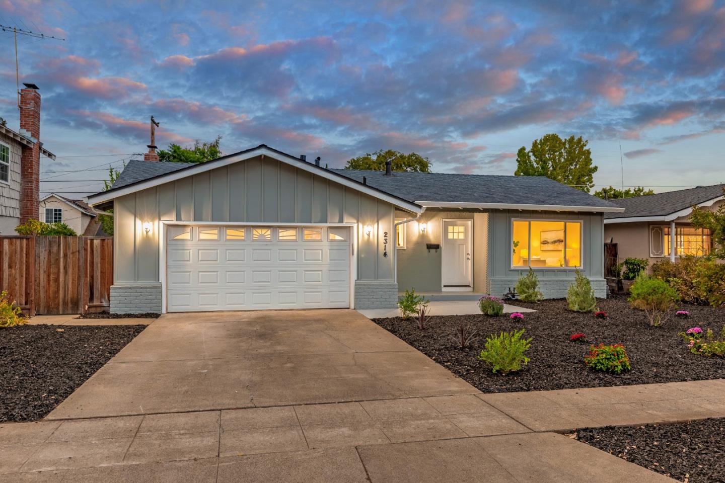 2314 Middletown DR