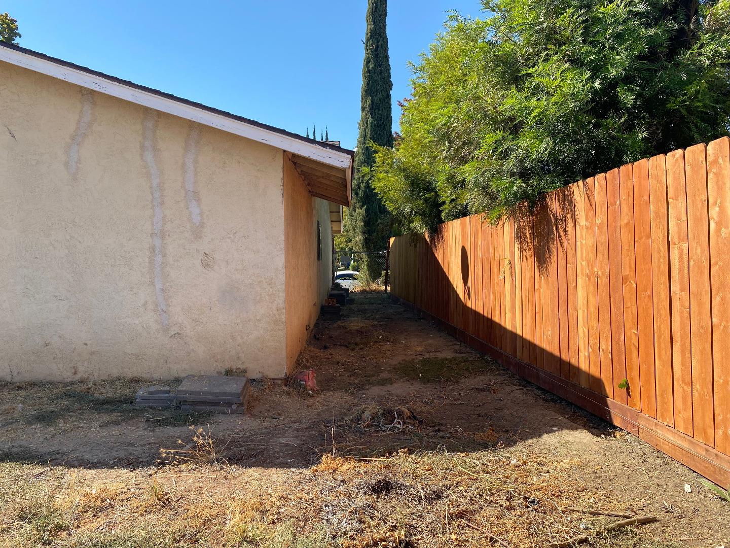 3280 Austin AVE