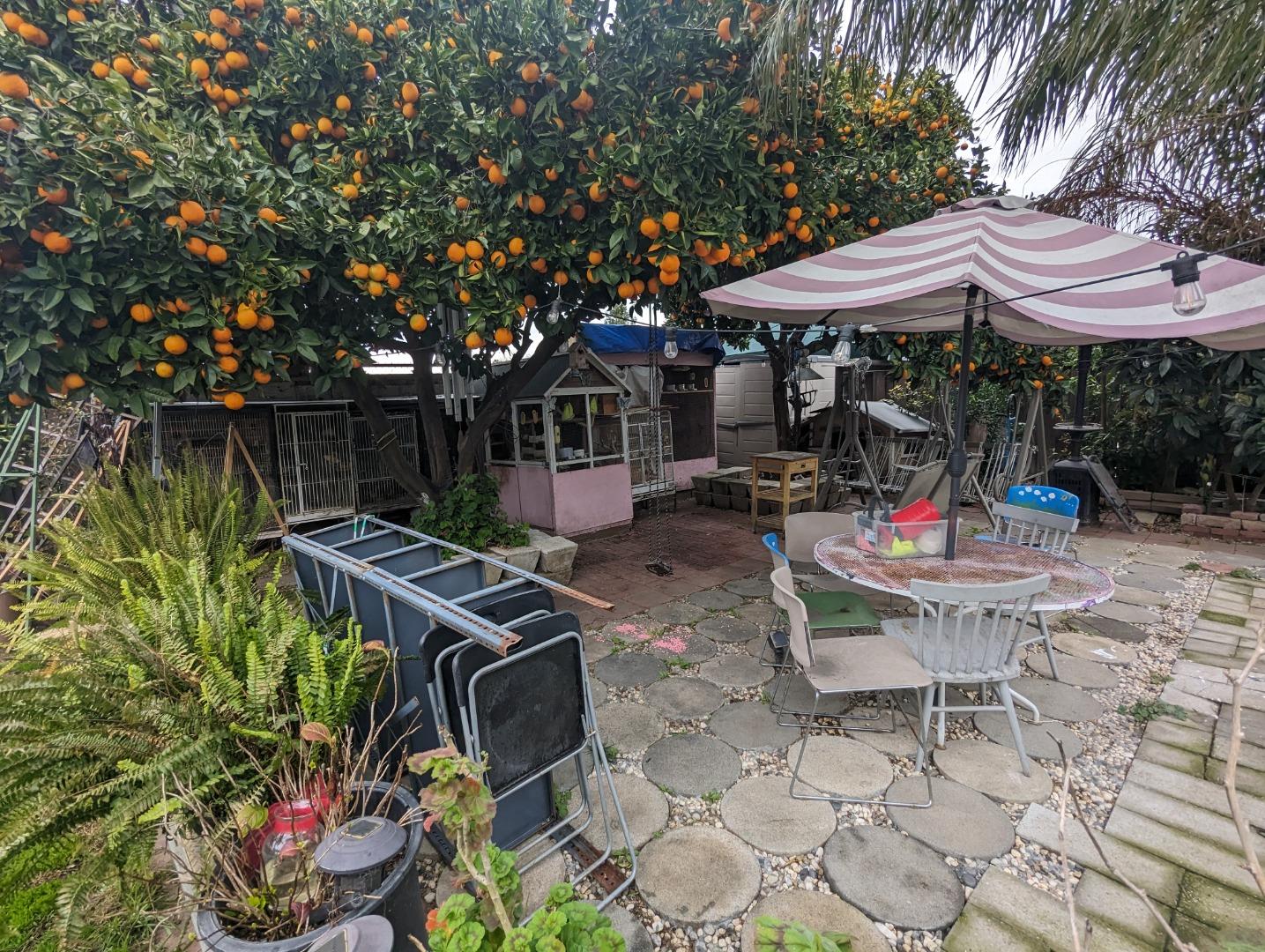 1219 Shoreland DR