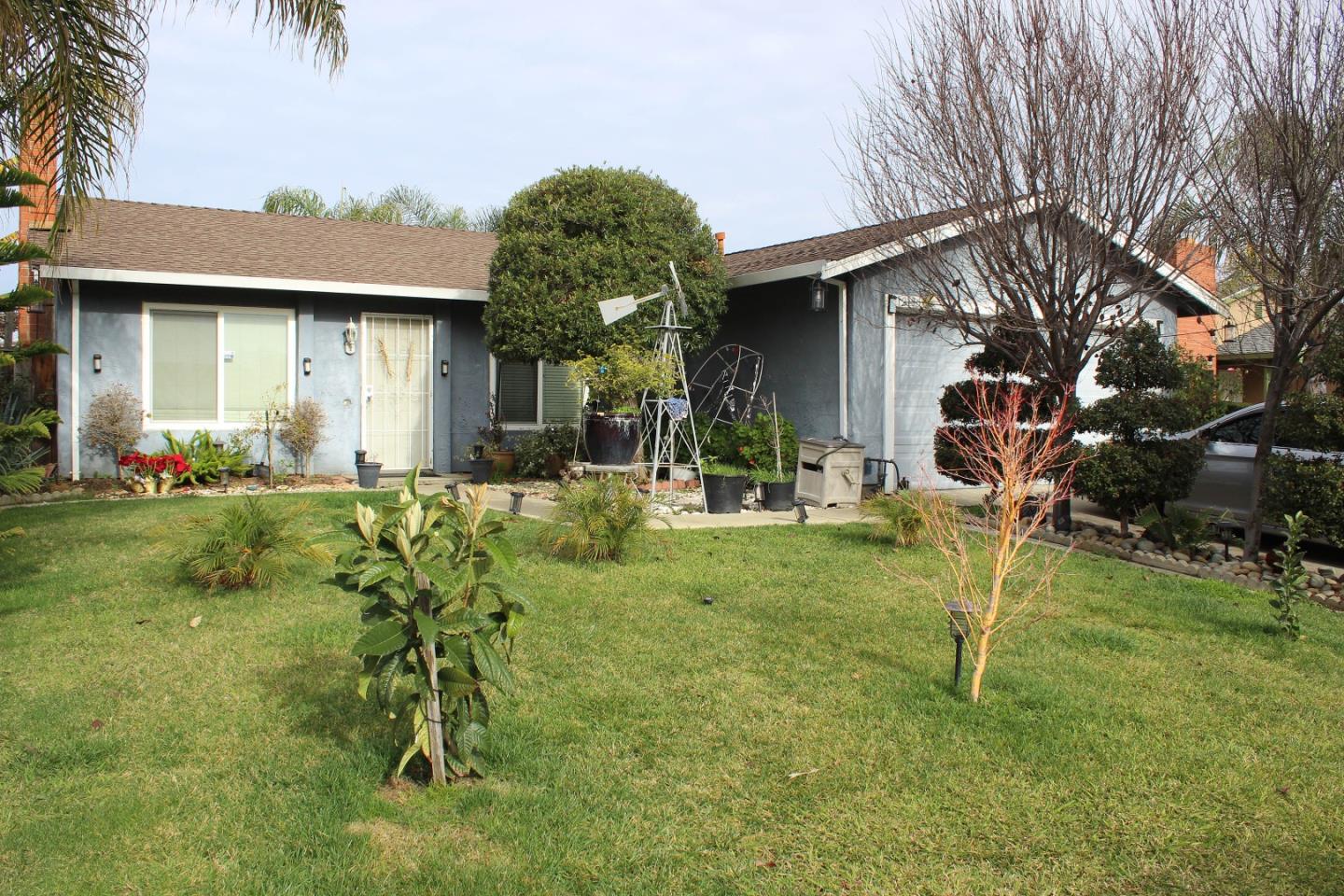 1219 Shoreland DR