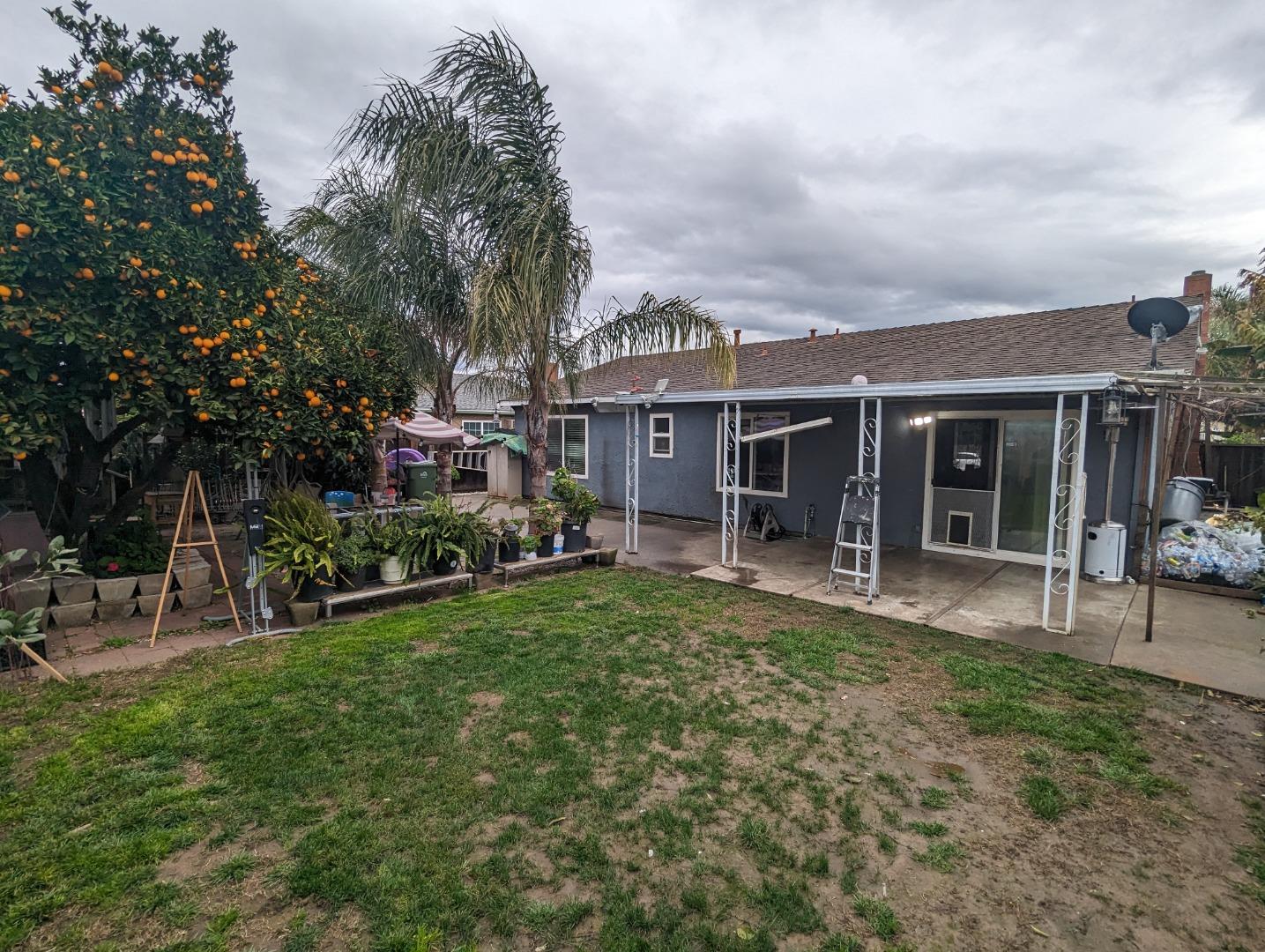1219 Shoreland DR