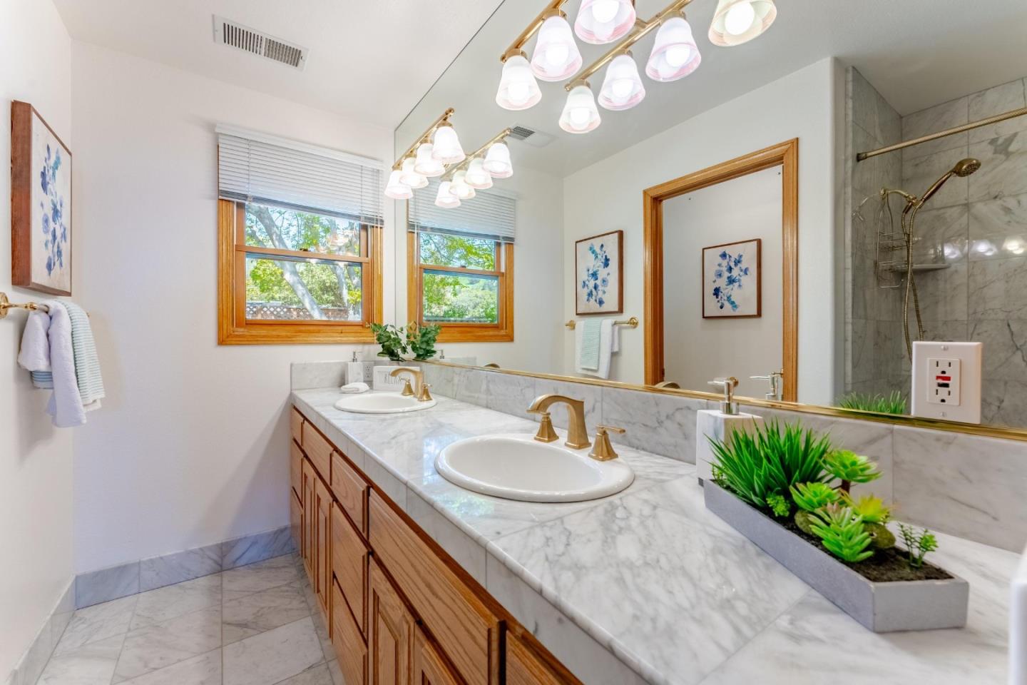 11425 Chula Vista CT