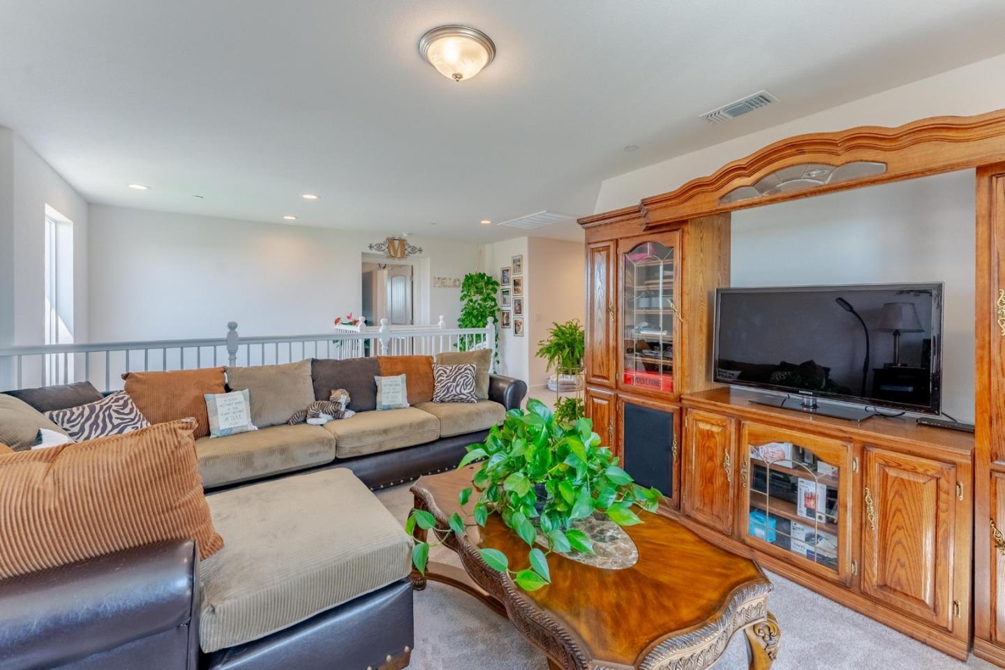 1856 Morro CT