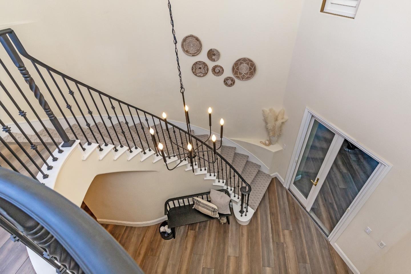 2168 Terrena Valley DR