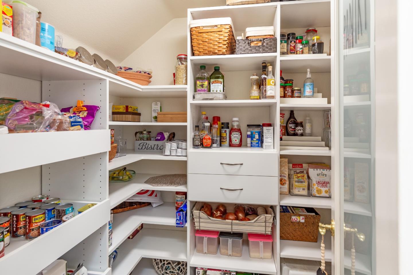 2168 Terrena Valley DR