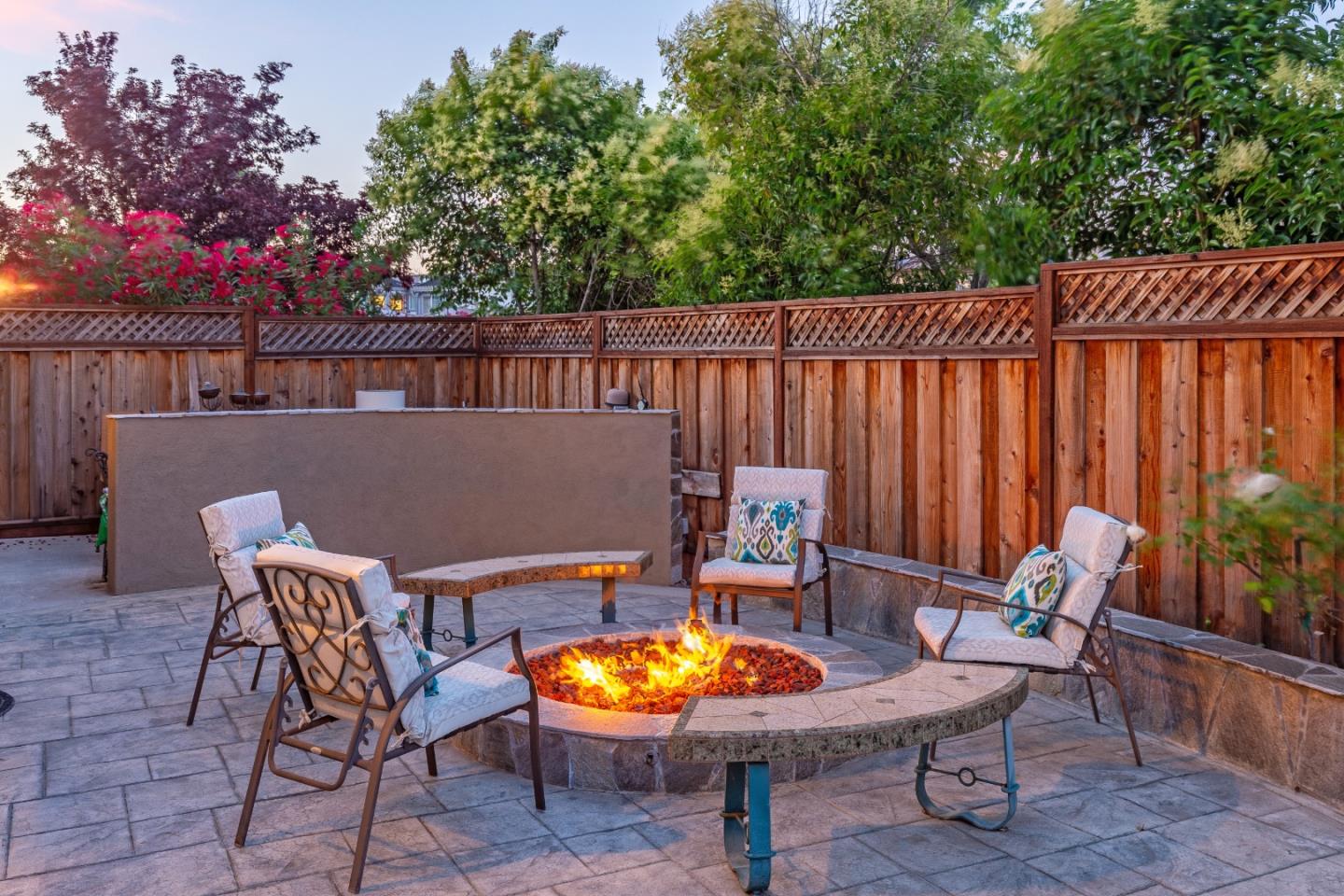 2168 Terrena Valley DR