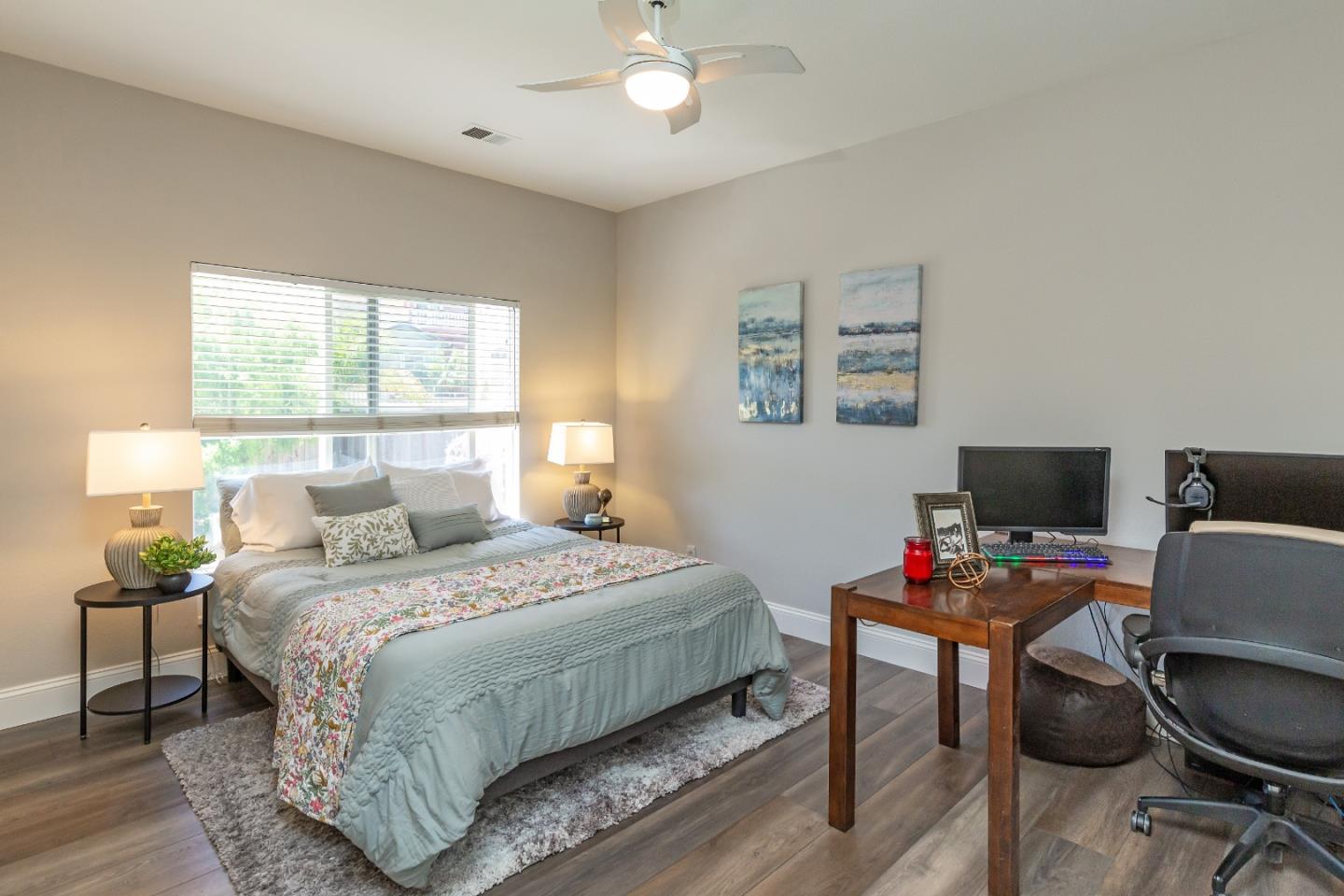 2168 Terrena Valley DR