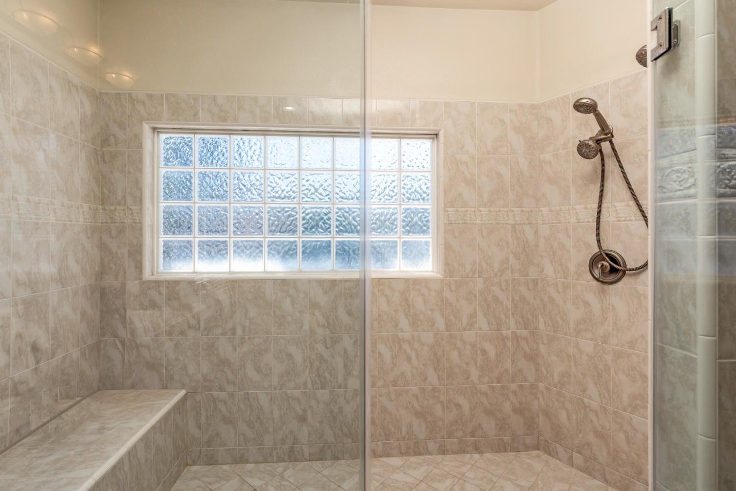 2168 Terrena Valley DR