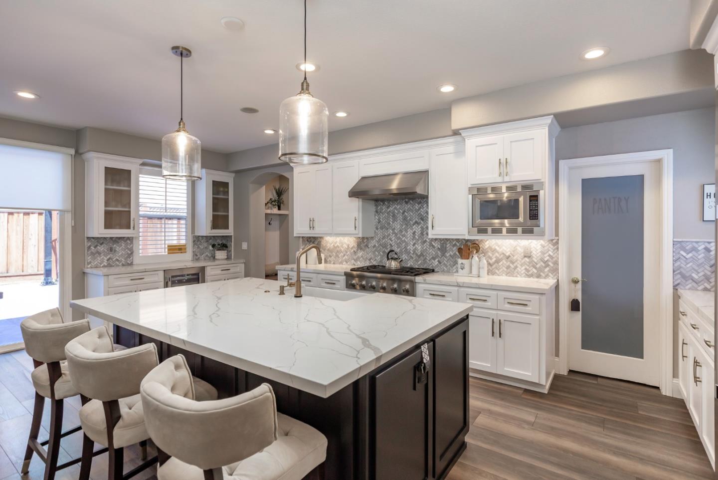 2168 Terrena Valley DR