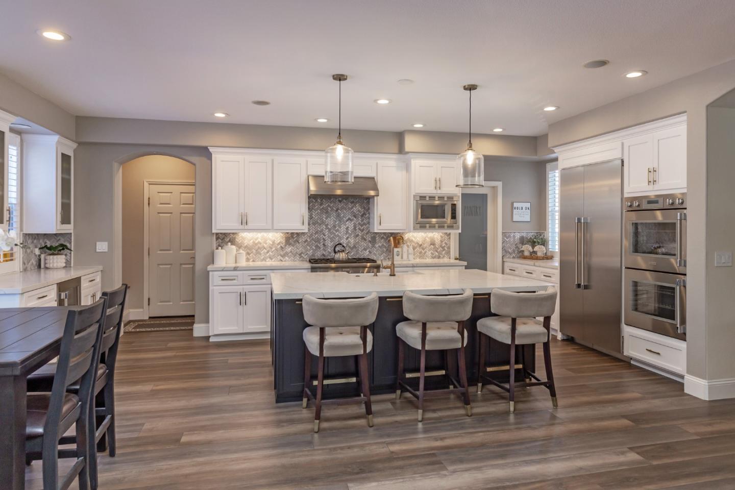 2168 Terrena Valley DR