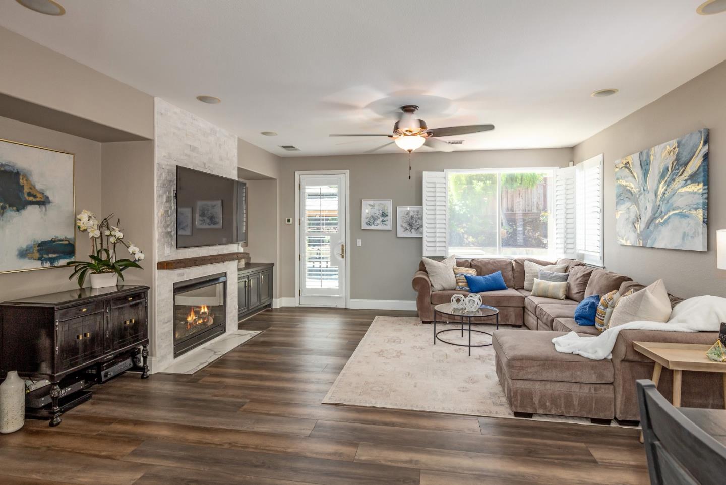 2168 Terrena Valley DR