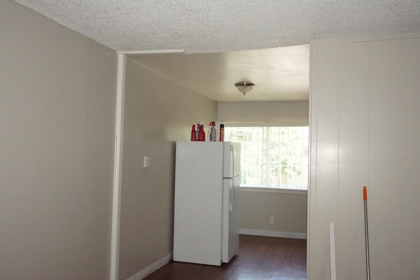 2420 Oxford WAY G44