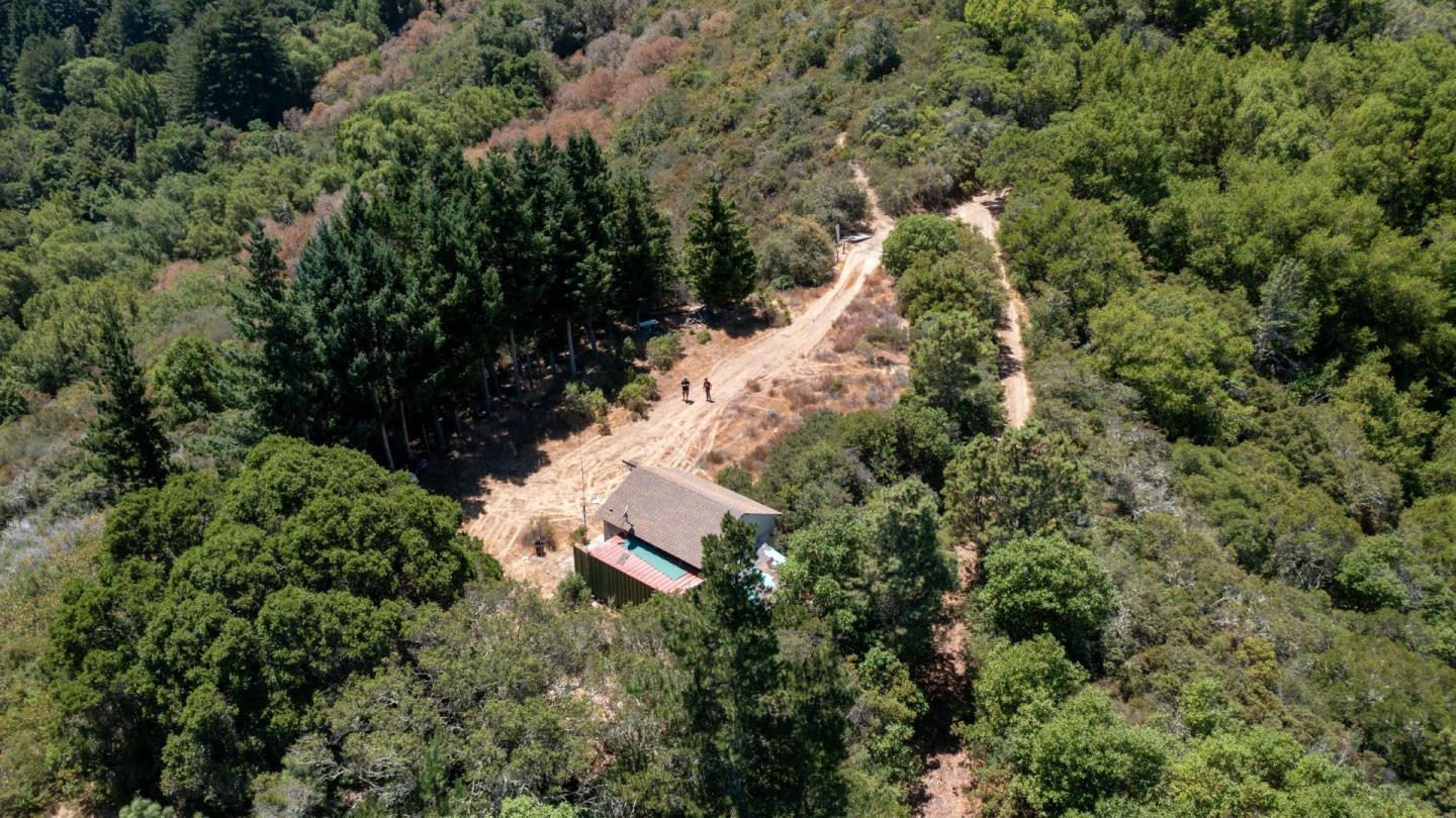 7175 Redwood Retreat RD