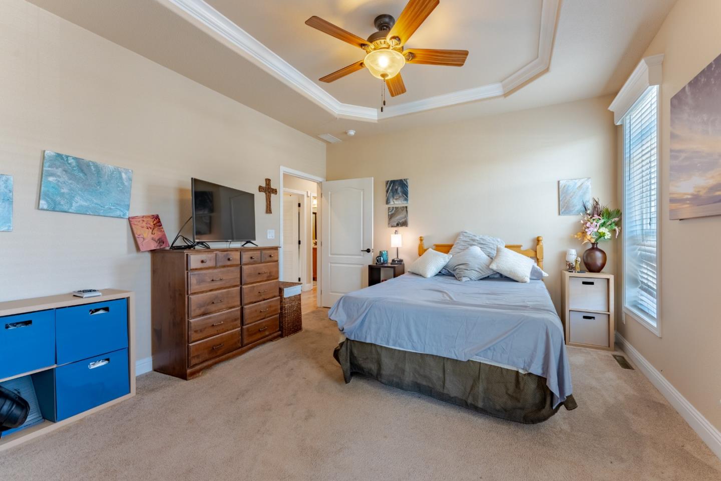 5770 Winfield BLVD 102