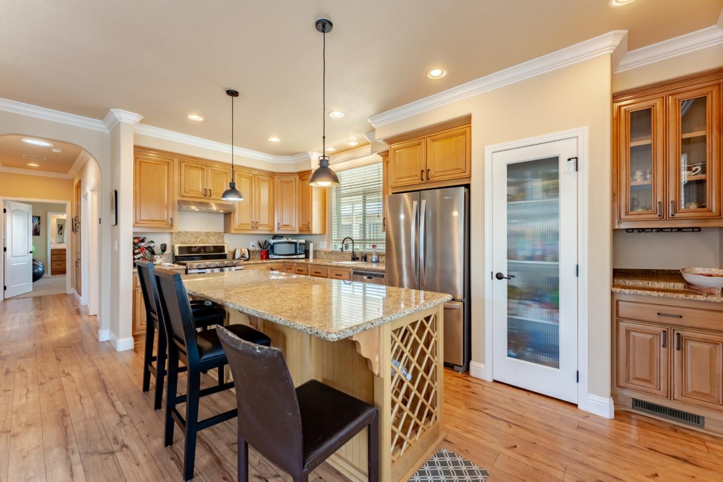 5770 Winfield BLVD 102