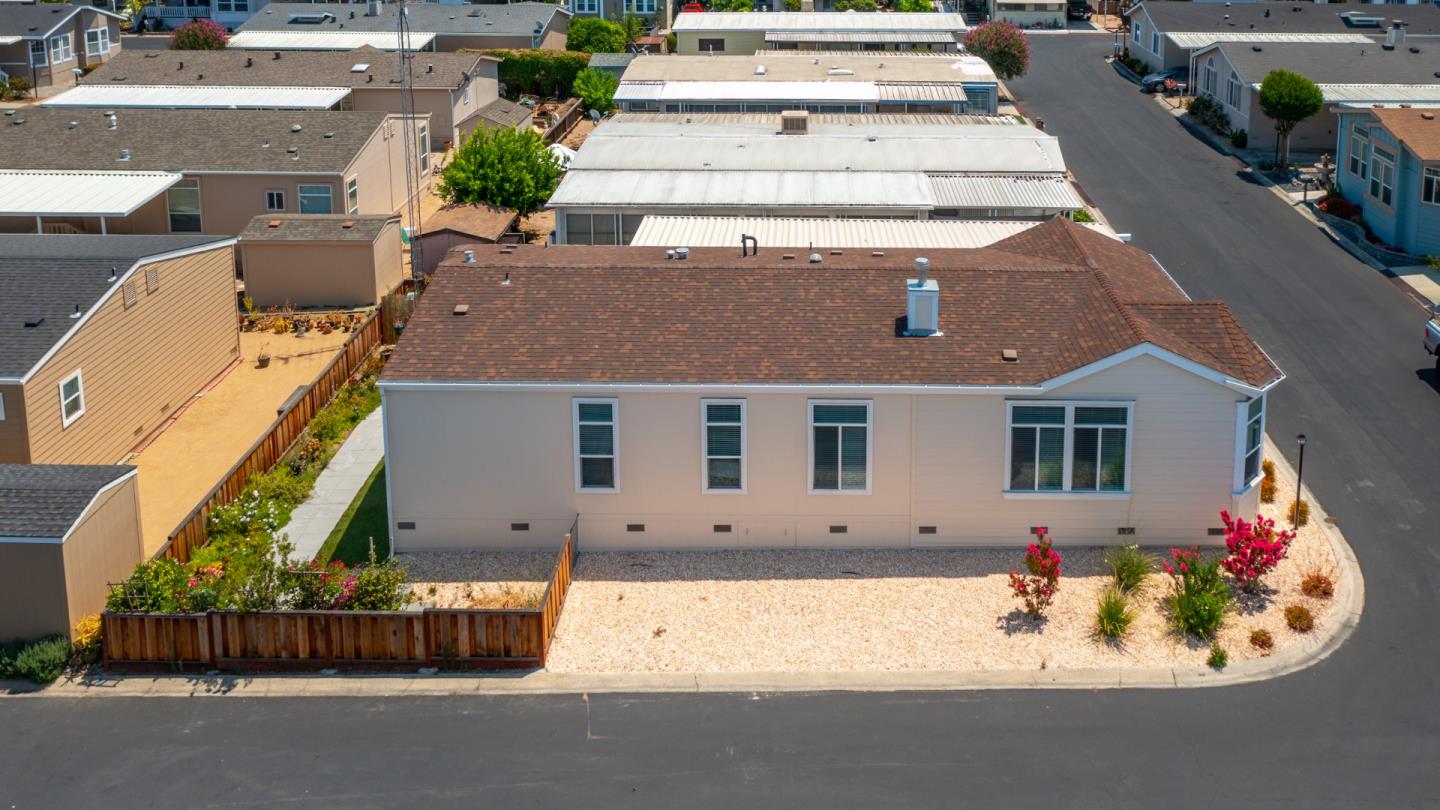 5770 Winfield BLVD 102