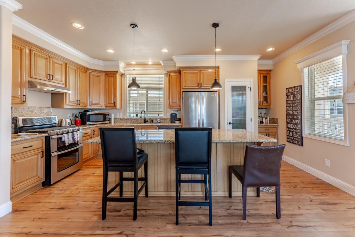 5770 Winfield BLVD 102