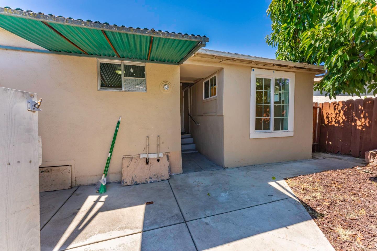 56 Talmadge AVE