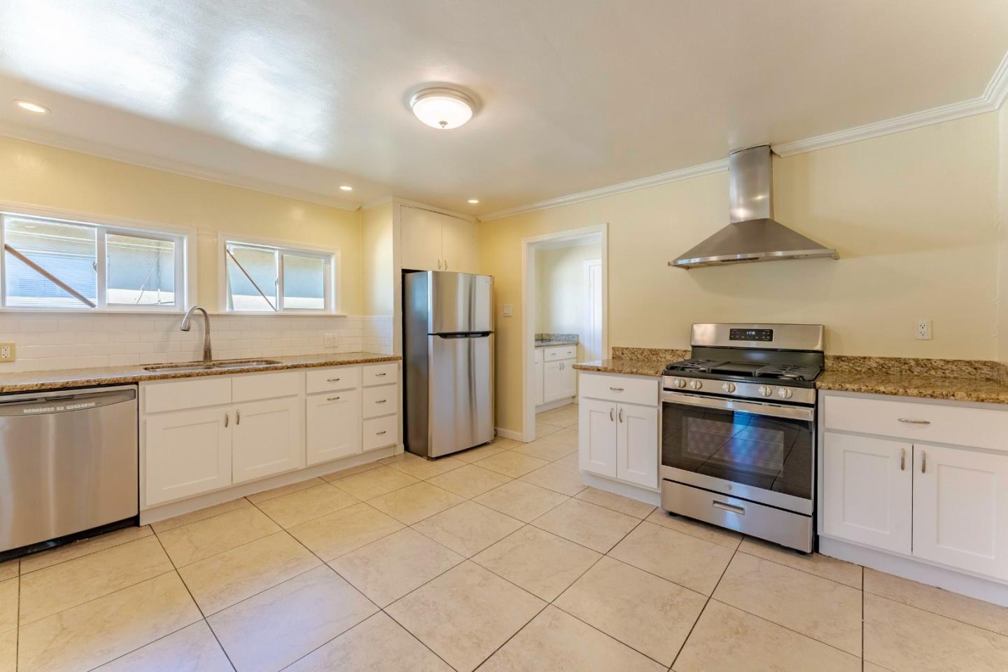 56 Talmadge AVE