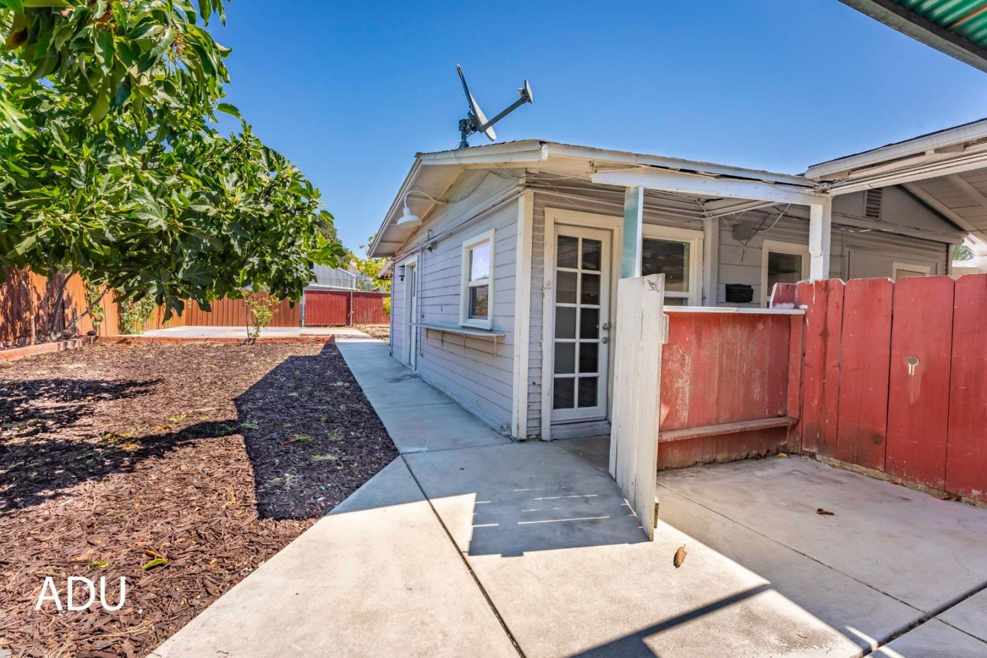 56 Talmadge AVE